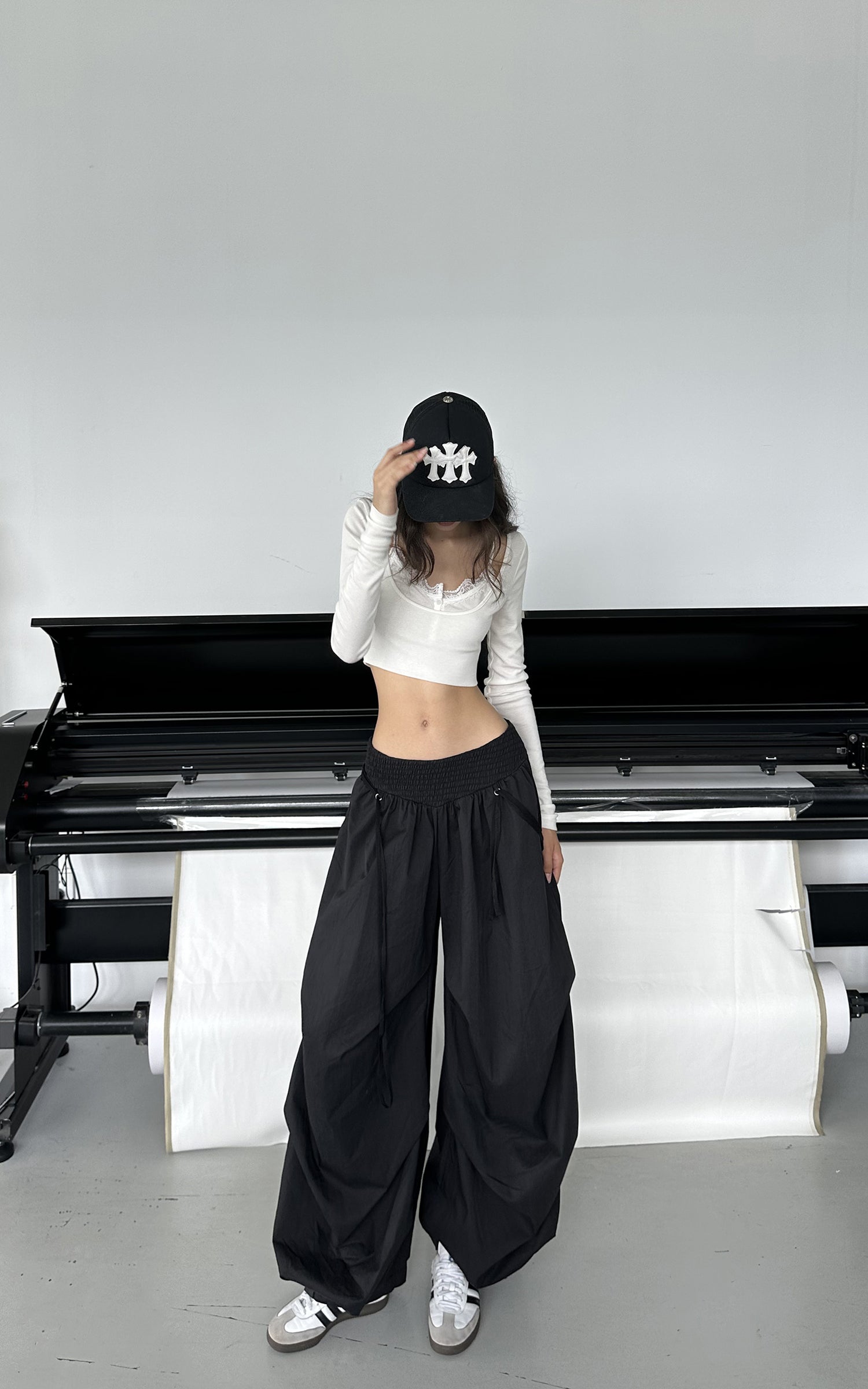 WARDEN EDGE Draped Cargo Pants with Wide Leg Silhouette and Adjustable Drawstring Hem