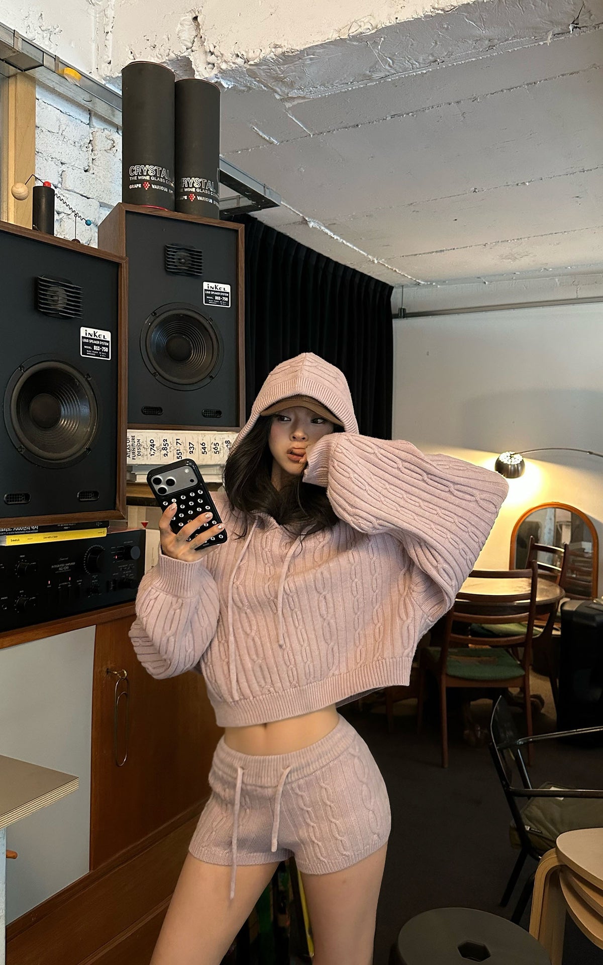 WARDEN EDGE Dusty Pink Cable Knit Hooded Sweater and Shorts Set