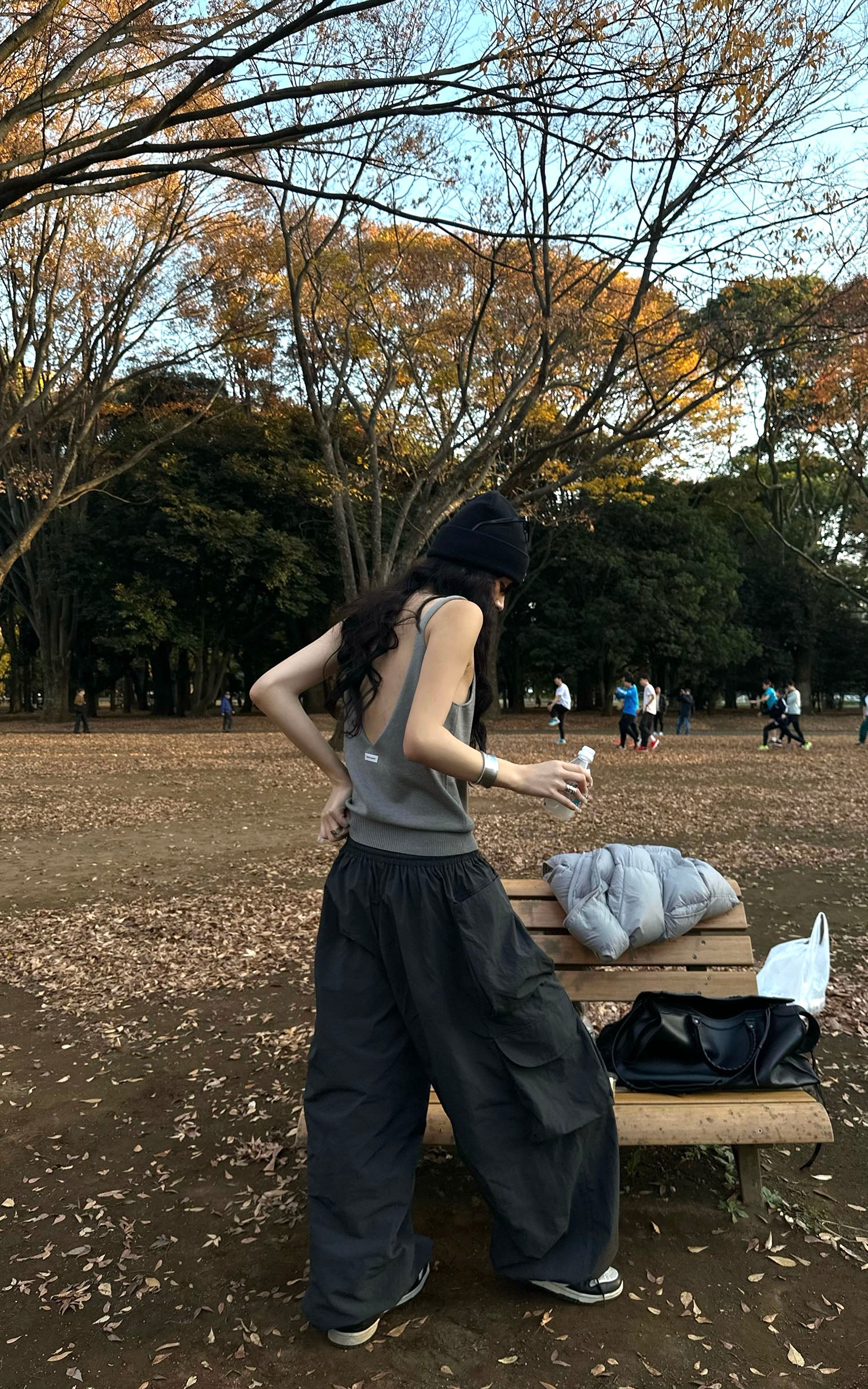 0122stepll 딥 U-백 니트 베스트