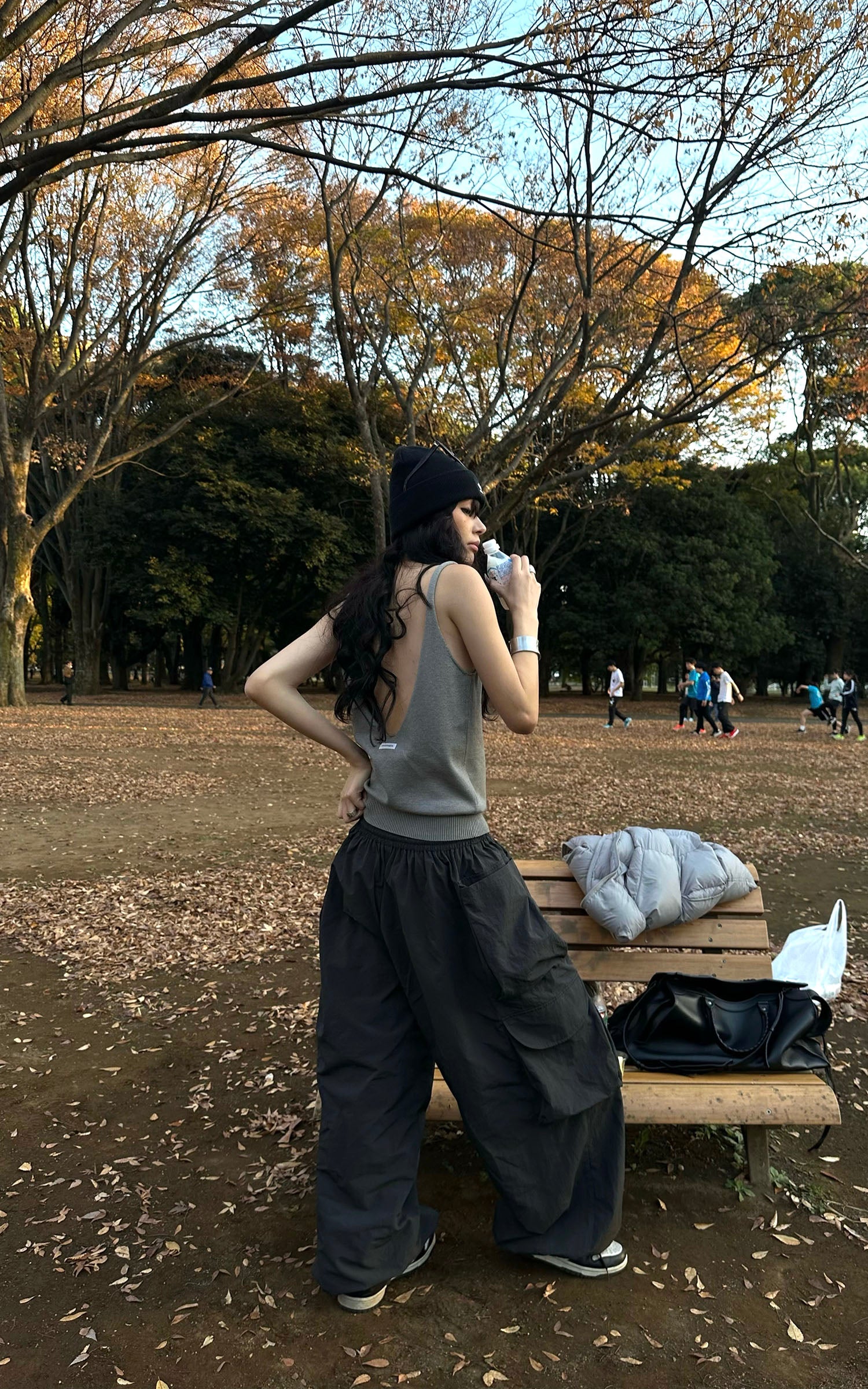 0122stepll 딥 U-백 니트 베스트