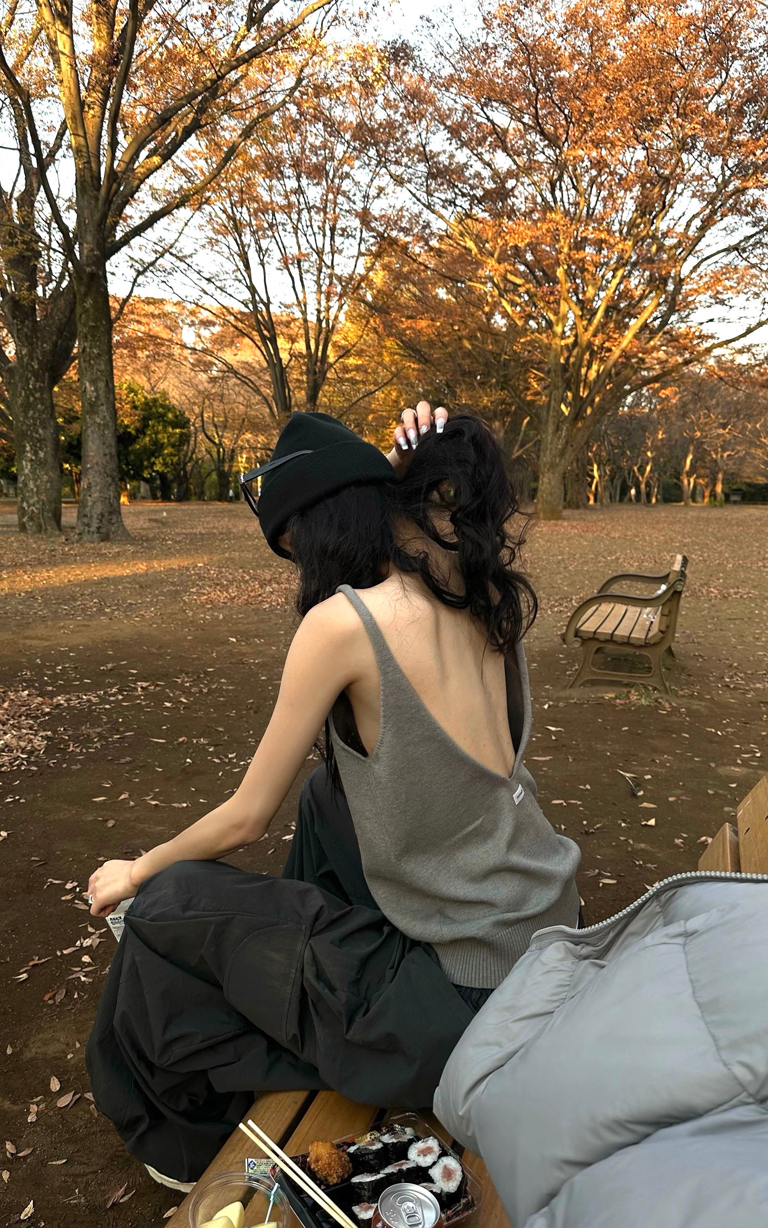 0122stepll 딥 U-백 니트 베스트