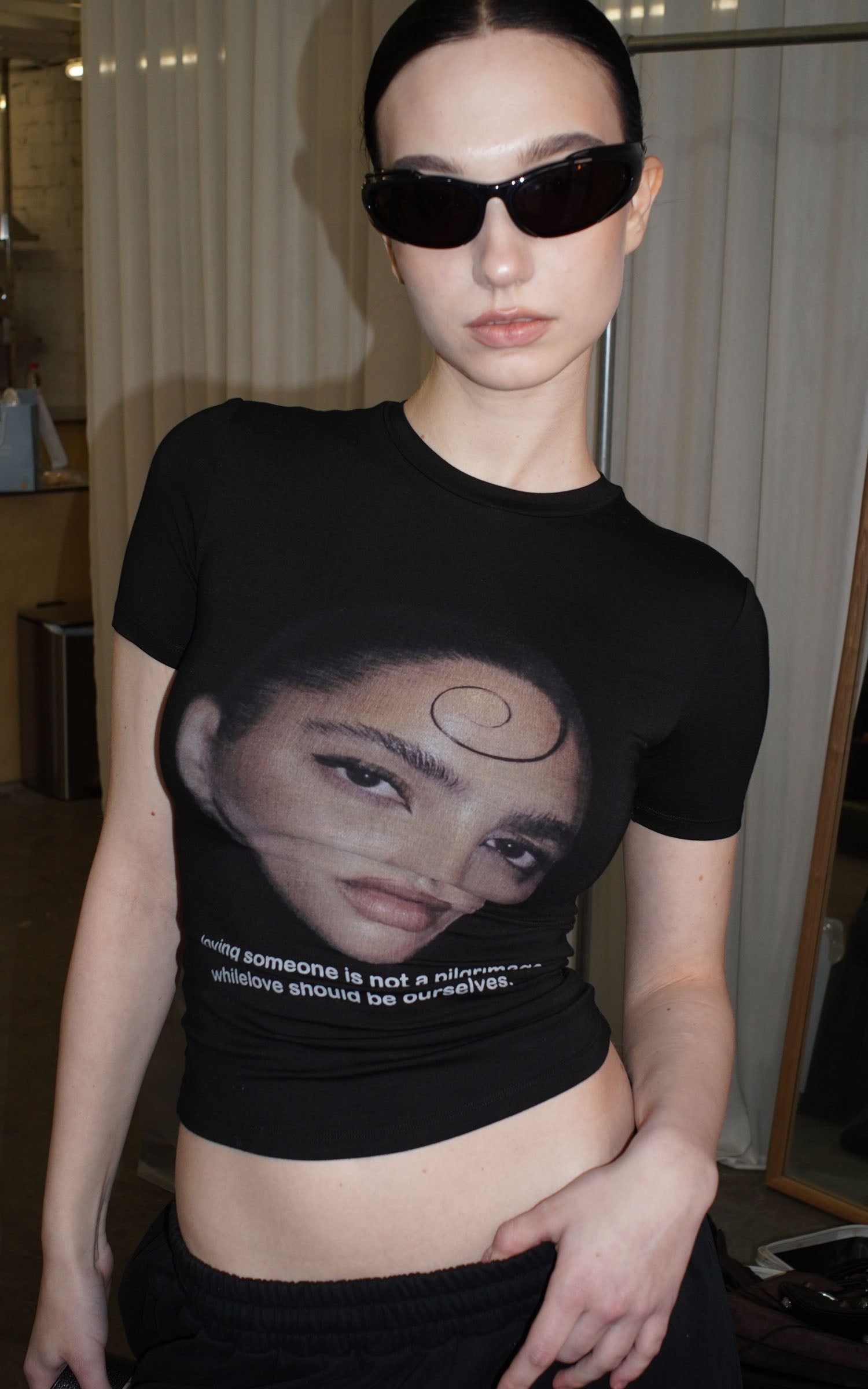 0122stepll Graphic Baby Tee – PINKPARKS