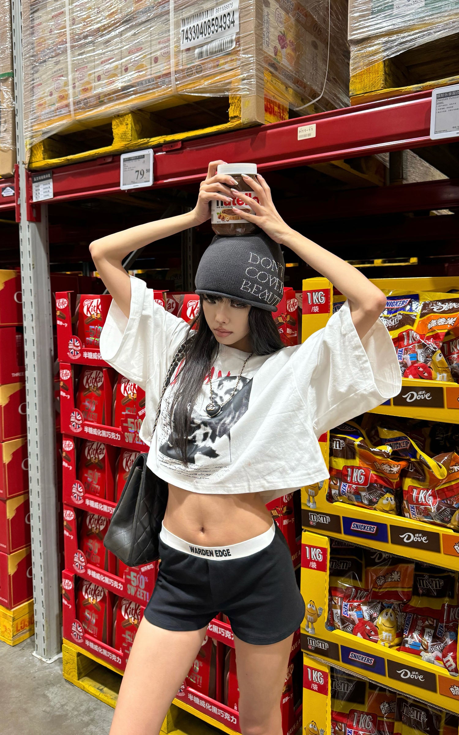 WARDEN EDGE Distressed Portrait Graphic Oversized Cropped Tee - PINKPARKS