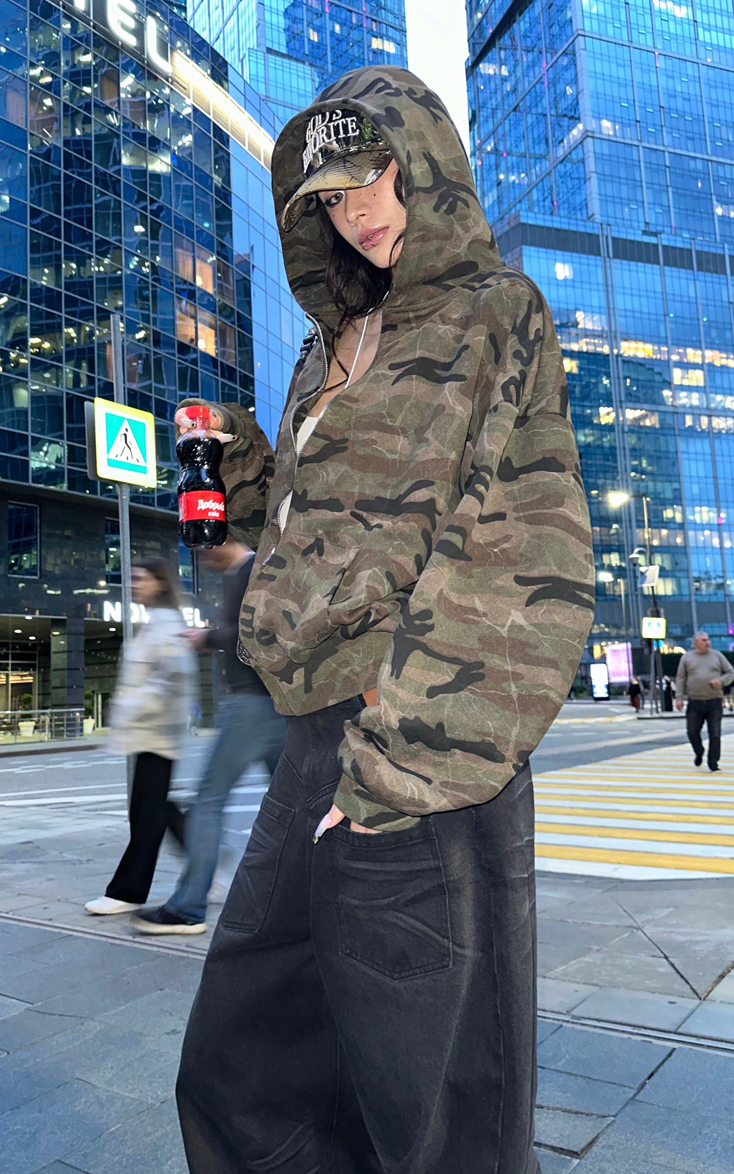 0122stepll Camo Zip-Up Hooded Sweatshirt