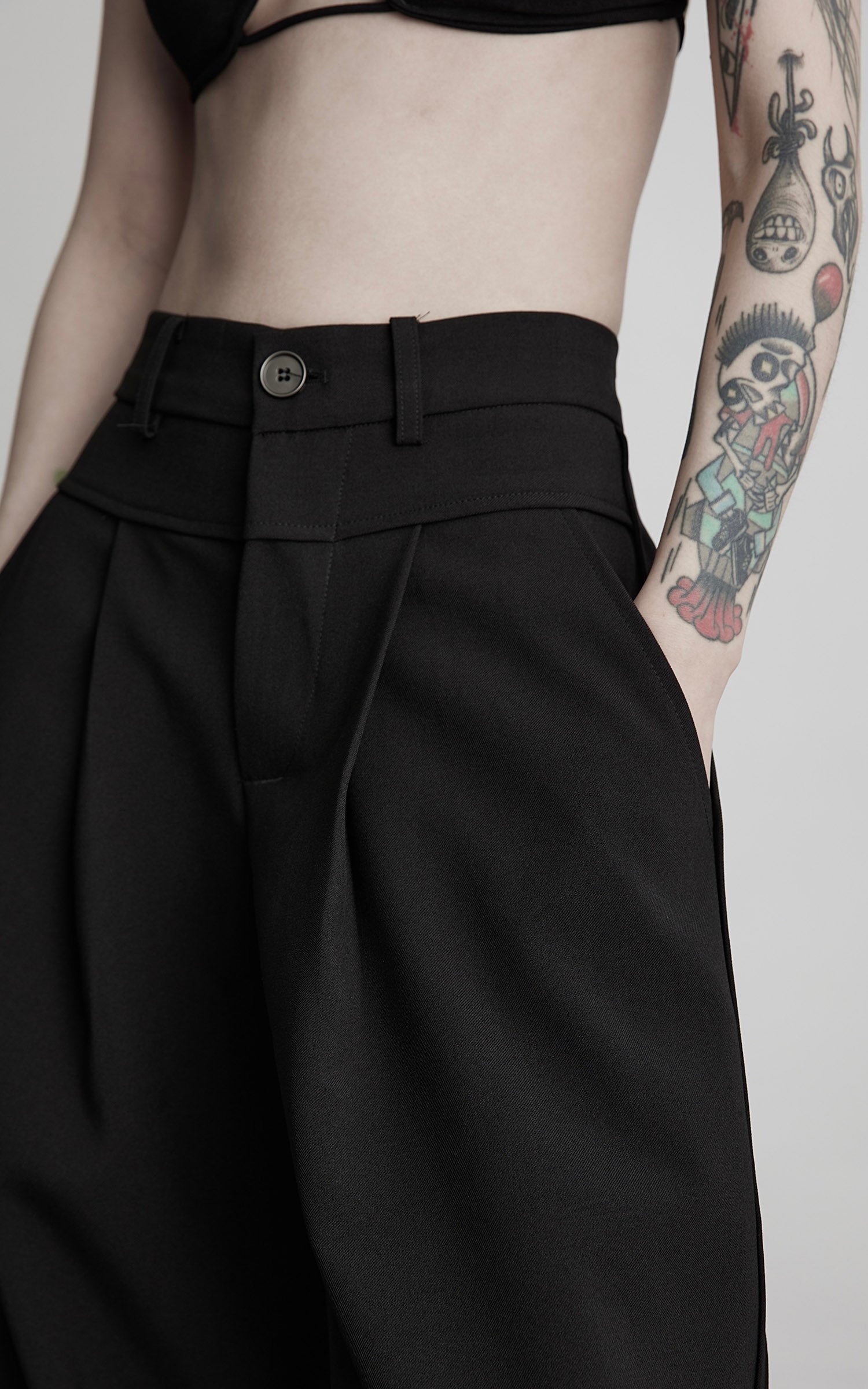 DOINDULGE Tailored Wide-Leg Trousers