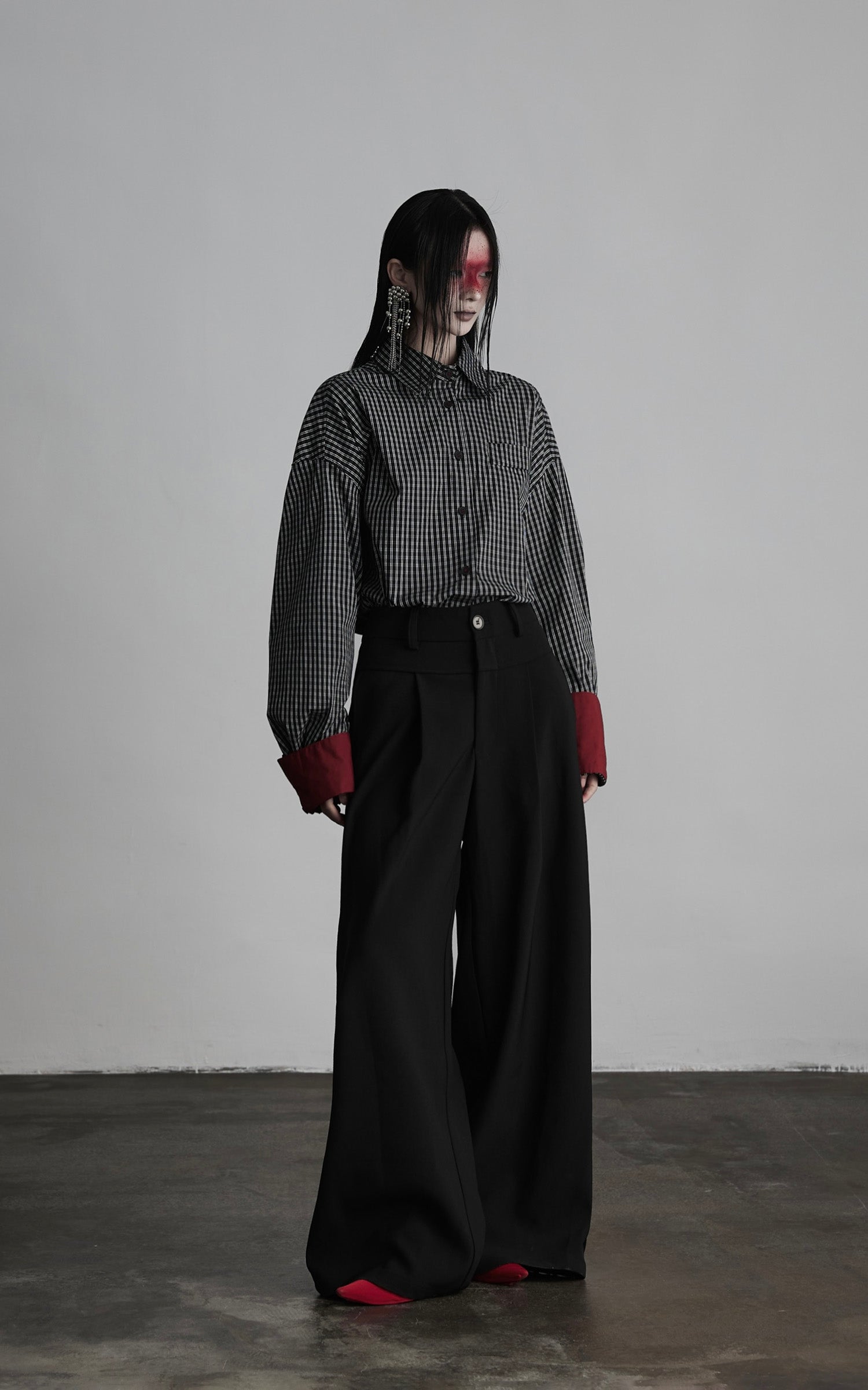 DOINDULGE Oversized Contrast Cuff Checked Shirt