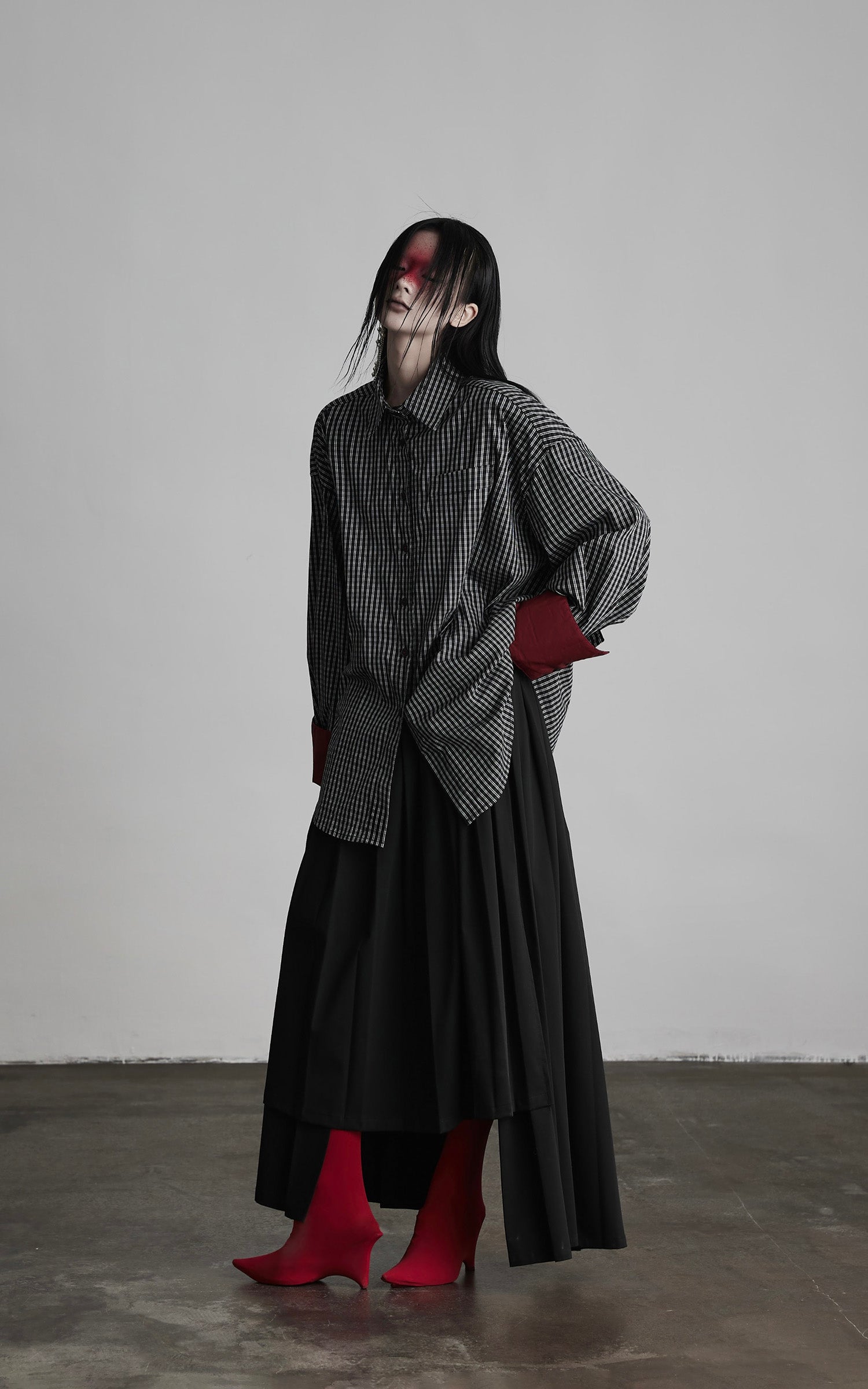 DOINDULGE Oversized Contrast Cuff Checked Shirt