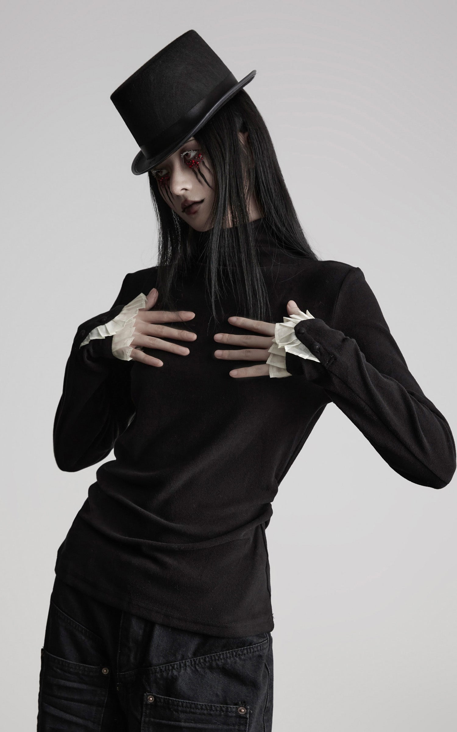 DOINDULGE Structured Knit Top with Contrast Pleated Cuffs