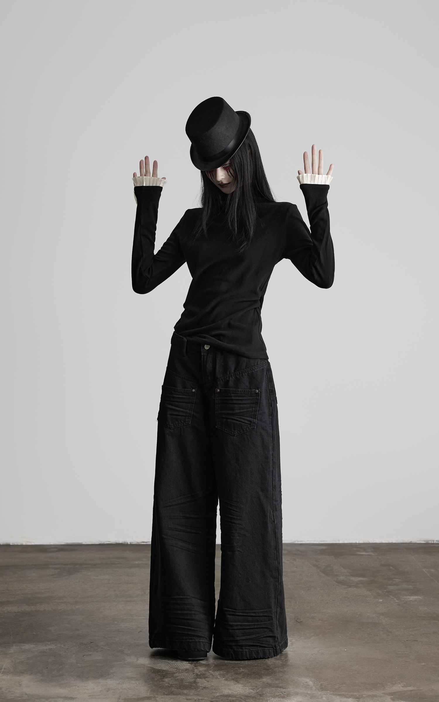 DOINDULGE Structured Knit Top with Contrast Pleated Cuffs