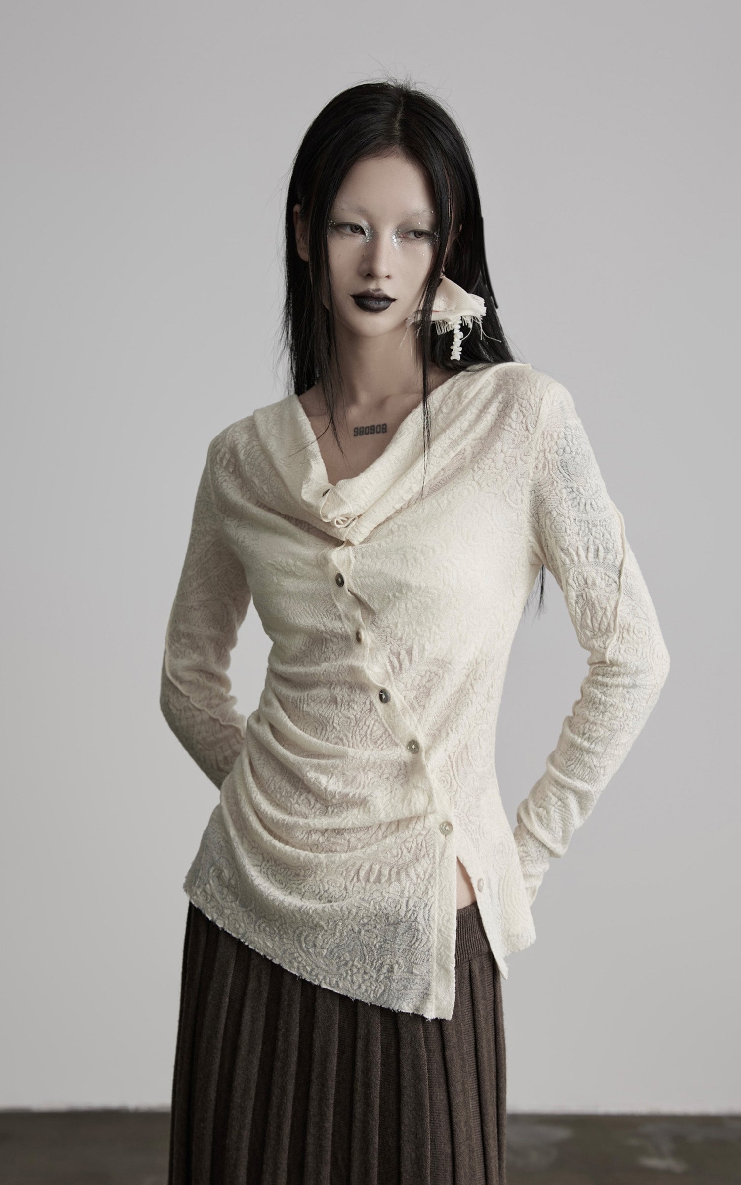 DOINDULGE Textured Knit Asymmetric Buttoned Long Sleeve Top