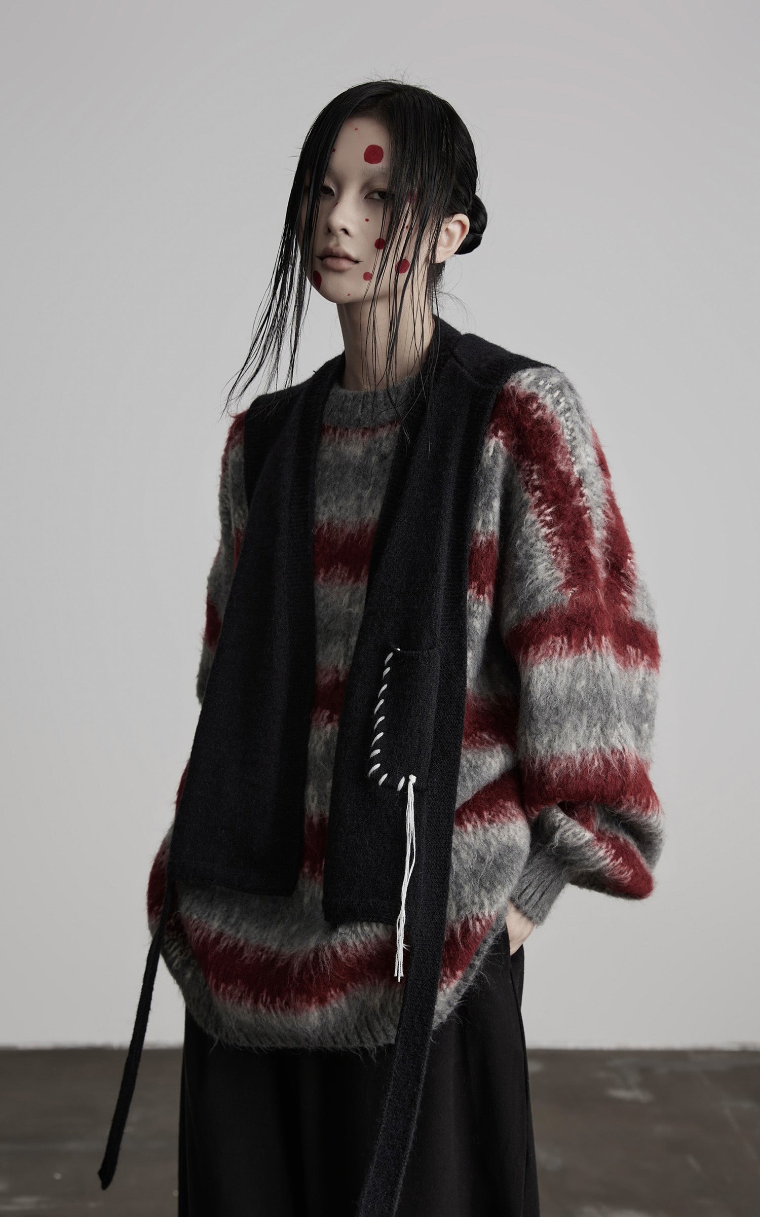 DOINDULGE Striped Fuzzy Knit Sweater Oversized Pullover Red Grey