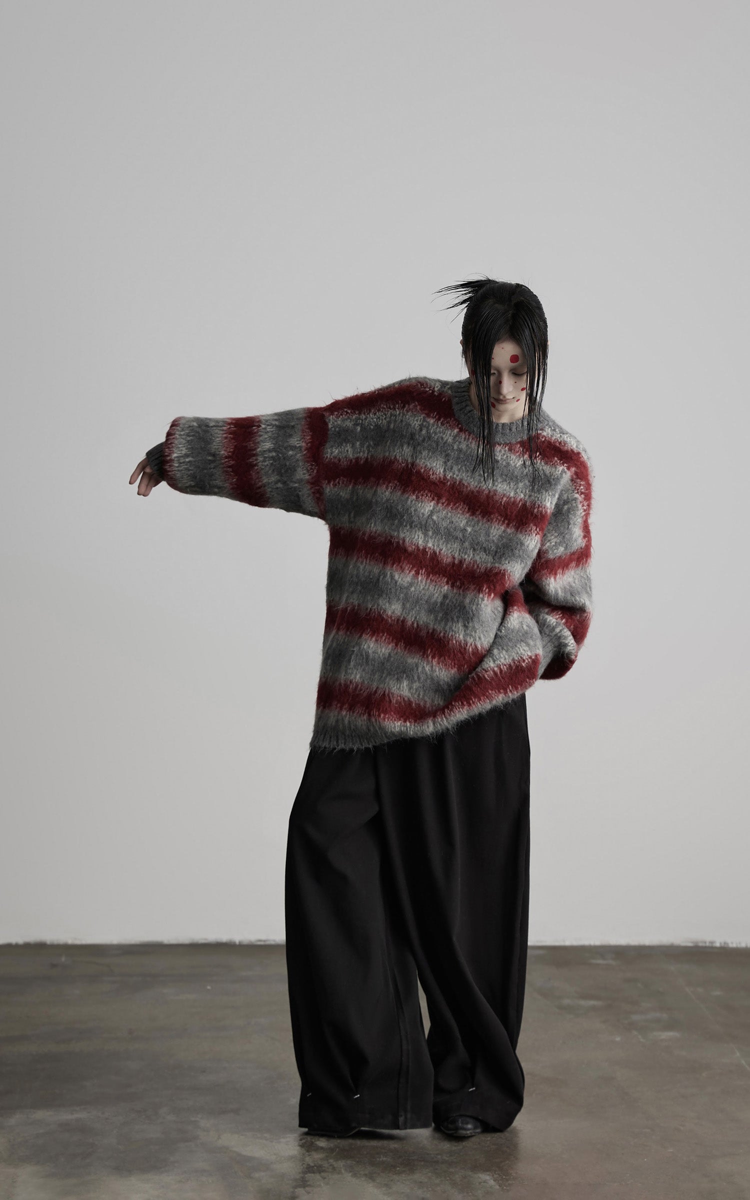 DOINDULGE Striped Fuzzy Knit Sweater Oversized Pullover Red Grey