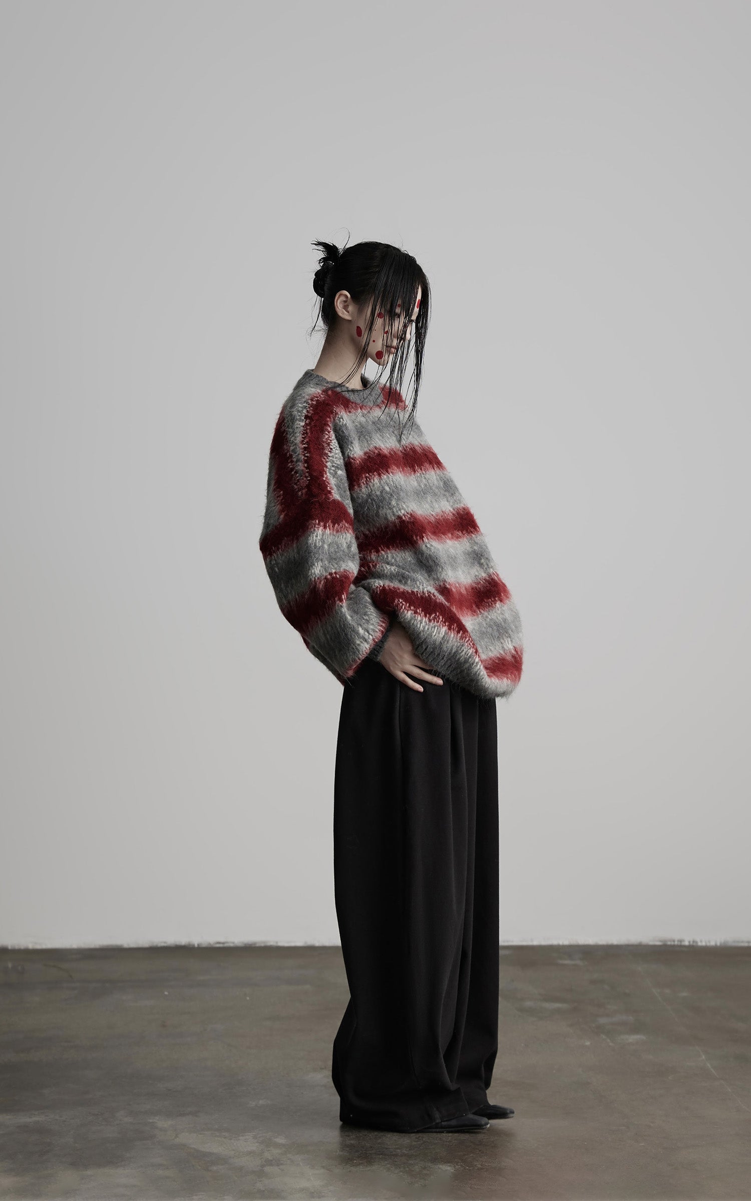 DOINDULGE Striped Fuzzy Knit Sweater Oversized Pullover Red Grey