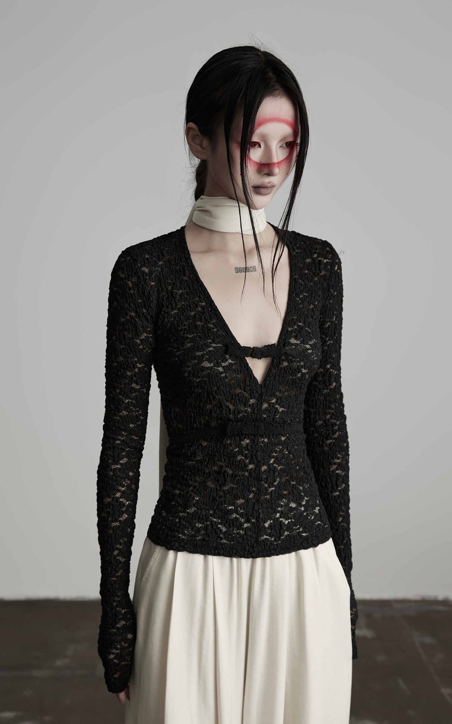 DOINDULGE Ruched Lace Knit Top with Cutout and Thumbhole Sleeves