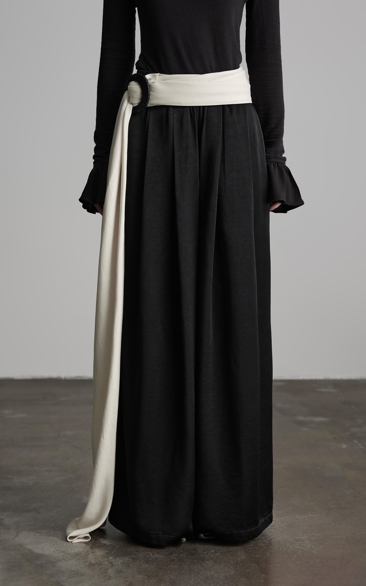DOINDULGE Wide Leg Trousers with Draped Obi Belt