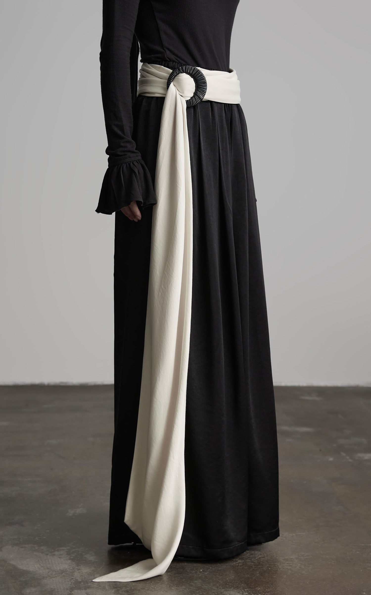 DOINDULGE Wide Leg Trousers with Draped Obi Belt