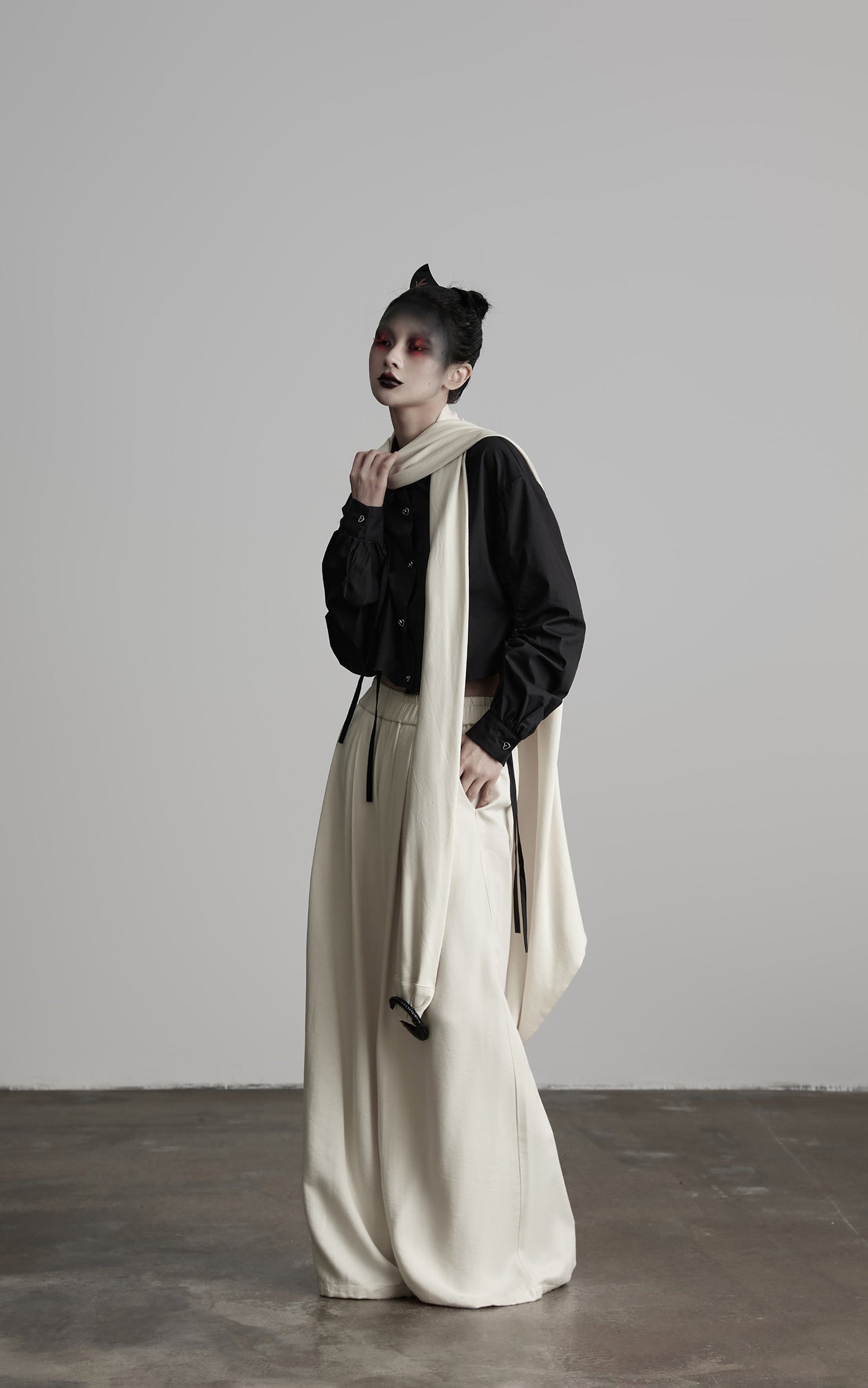 DOINDULGE Wide Leg Trousers with Draped Obi Belt