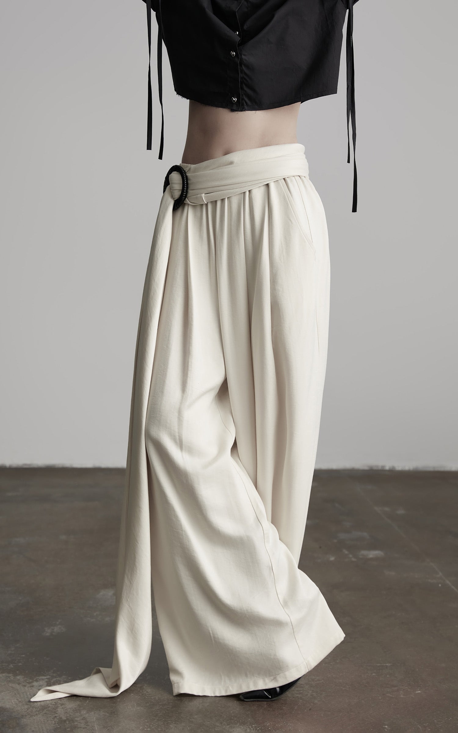 DOINDULGE Wide Leg Trousers with Draped Obi Belt