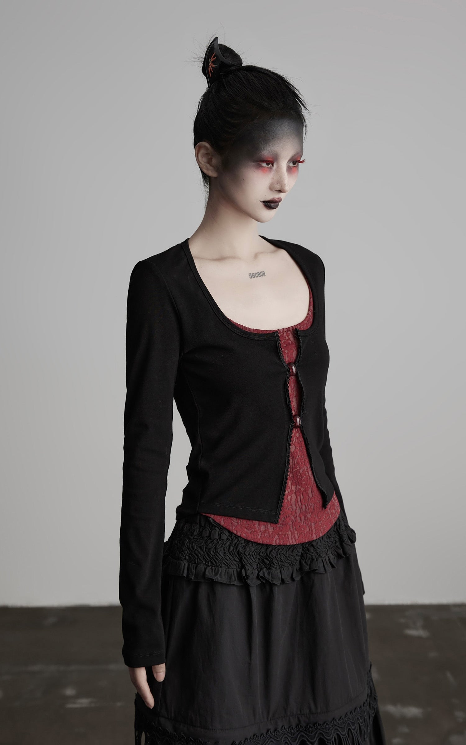 DOINDULGE Cutout Button Knit Top with Lace Inset