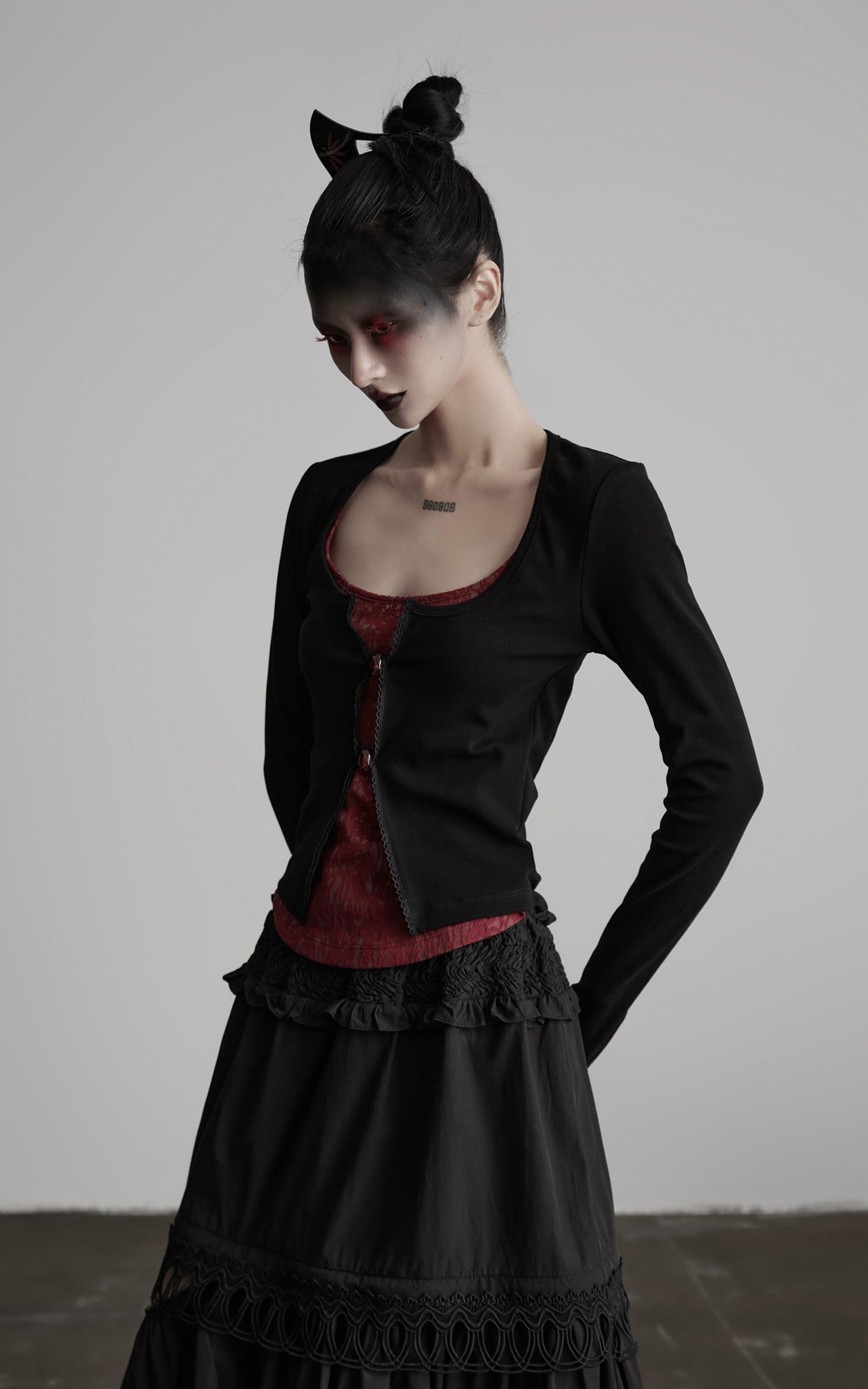 DOINDULGE Cutout Button Knit Top with Lace Inset