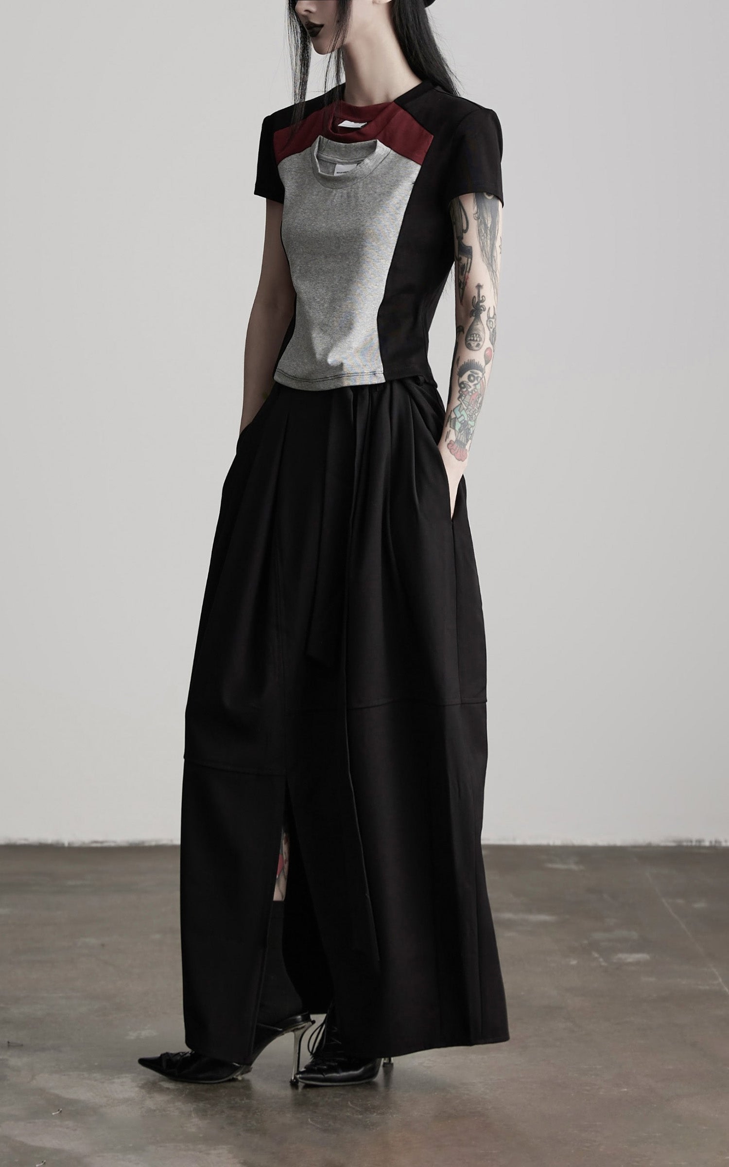 DOINDULGE Paneled Cutout T-Shirt with Layered Collar