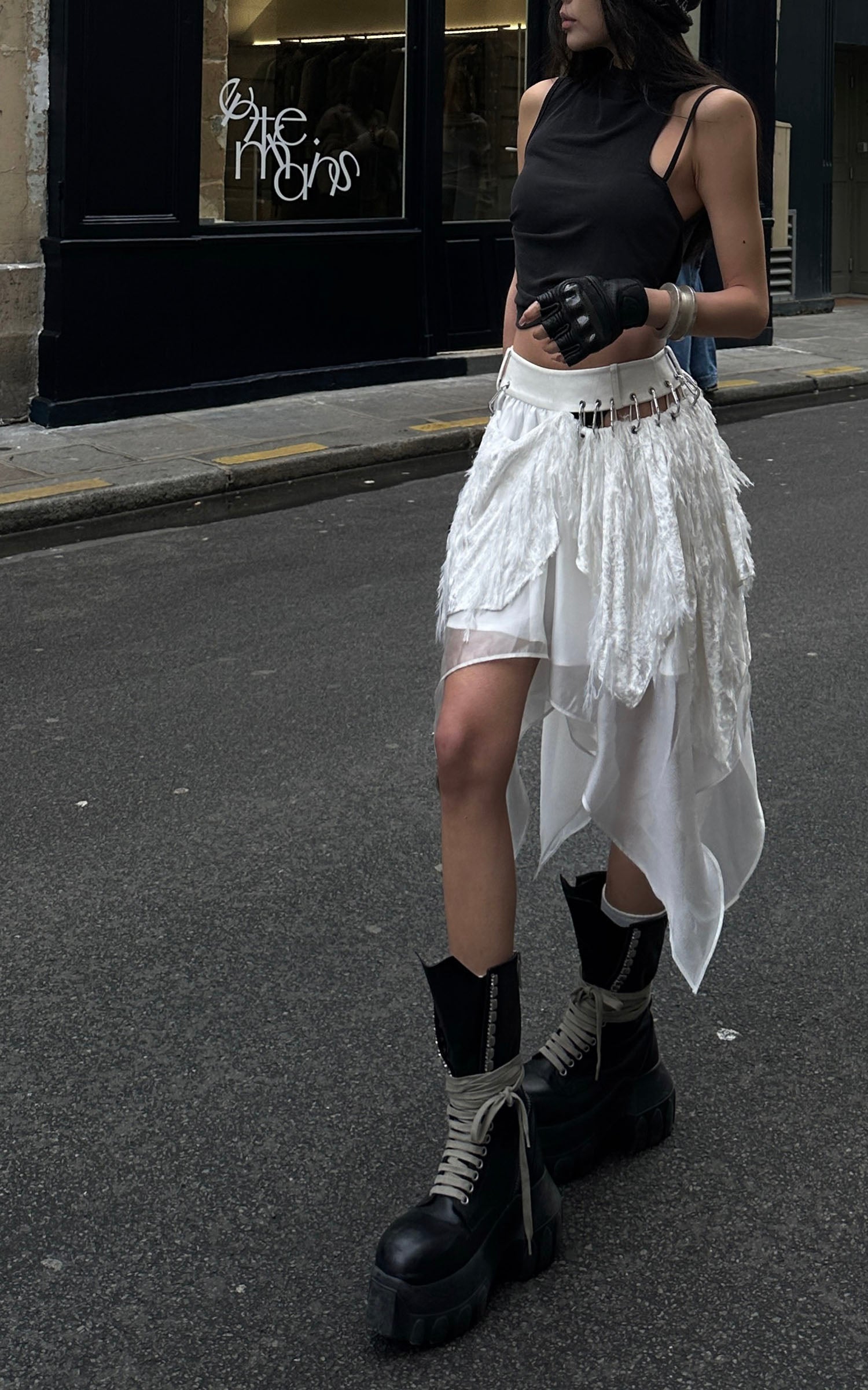 WARDEN EDGE Deconstructed Feather Fringe Skirt - PINKPARKS