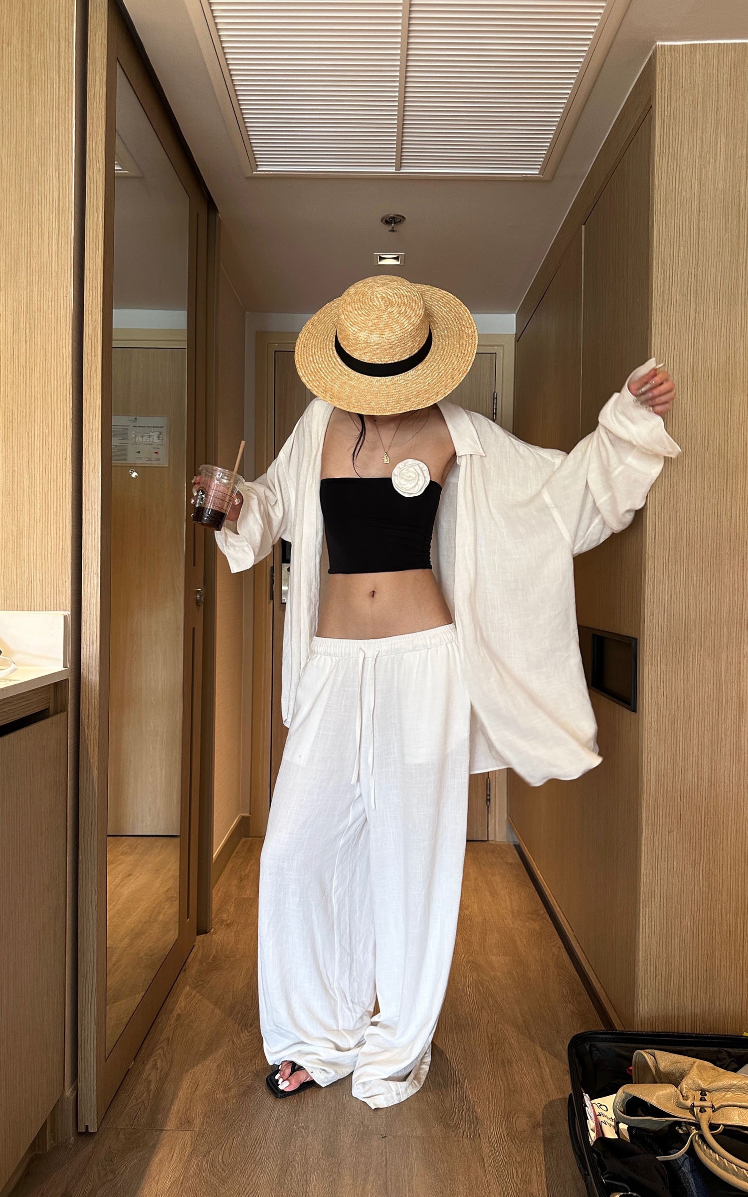 0122stepll Backless Sleeveless Top with Removable Flower