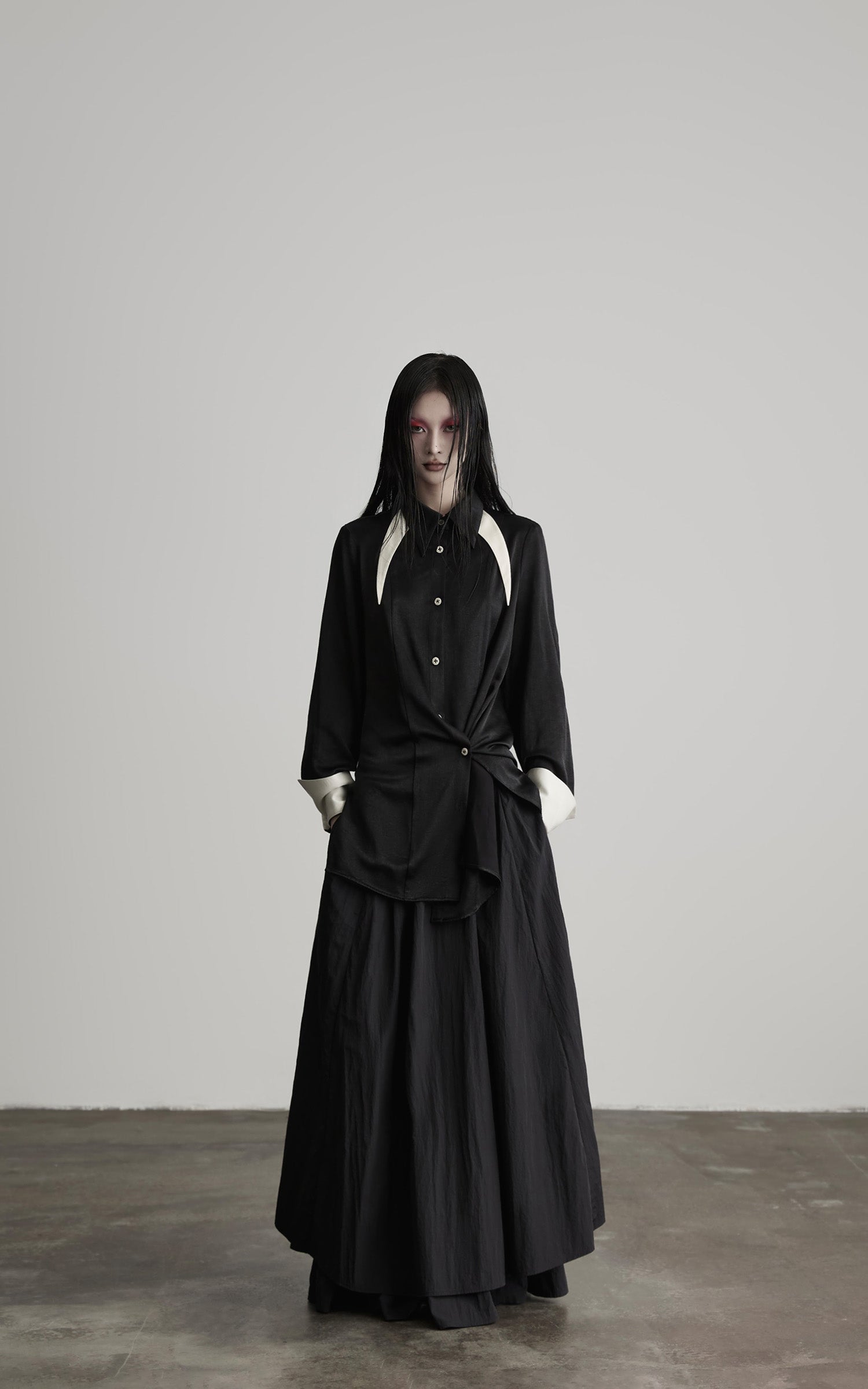 DOINDULGE Deconstructed Asymmetric Contrast Shirt