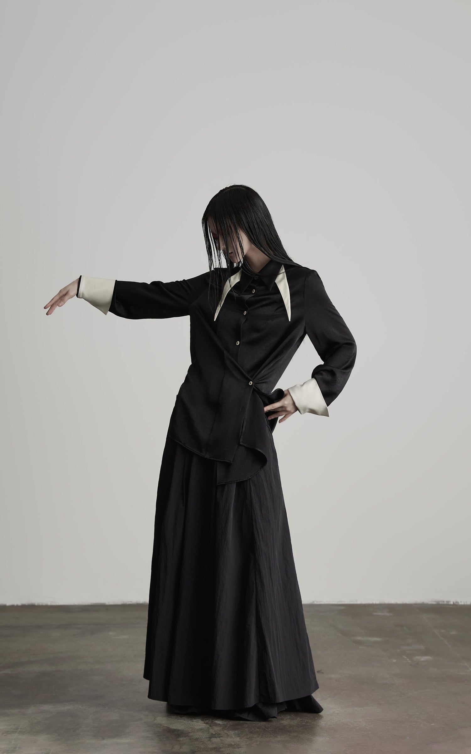 DOINDULGE Deconstructed Asymmetric Contrast Shirt