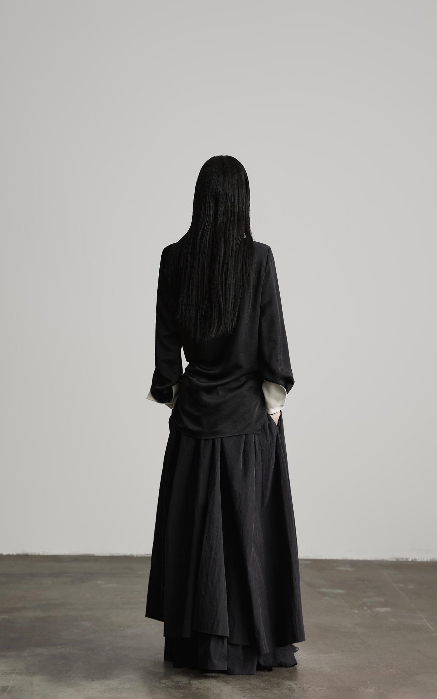 DOINDULGE Deconstructed Asymmetric Contrast Shirt