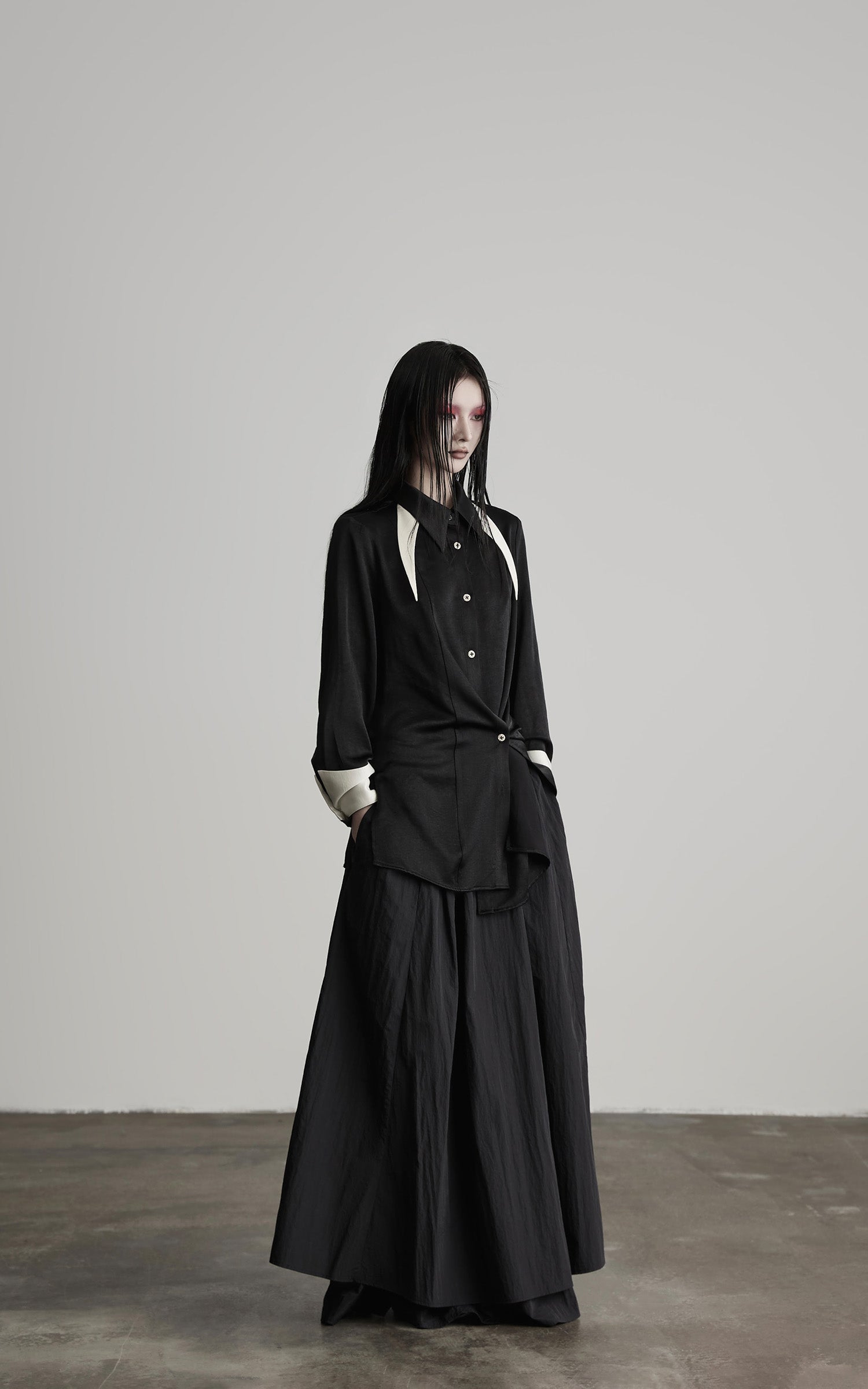 DOINDULGE Deconstructed Asymmetric Contrast Shirt