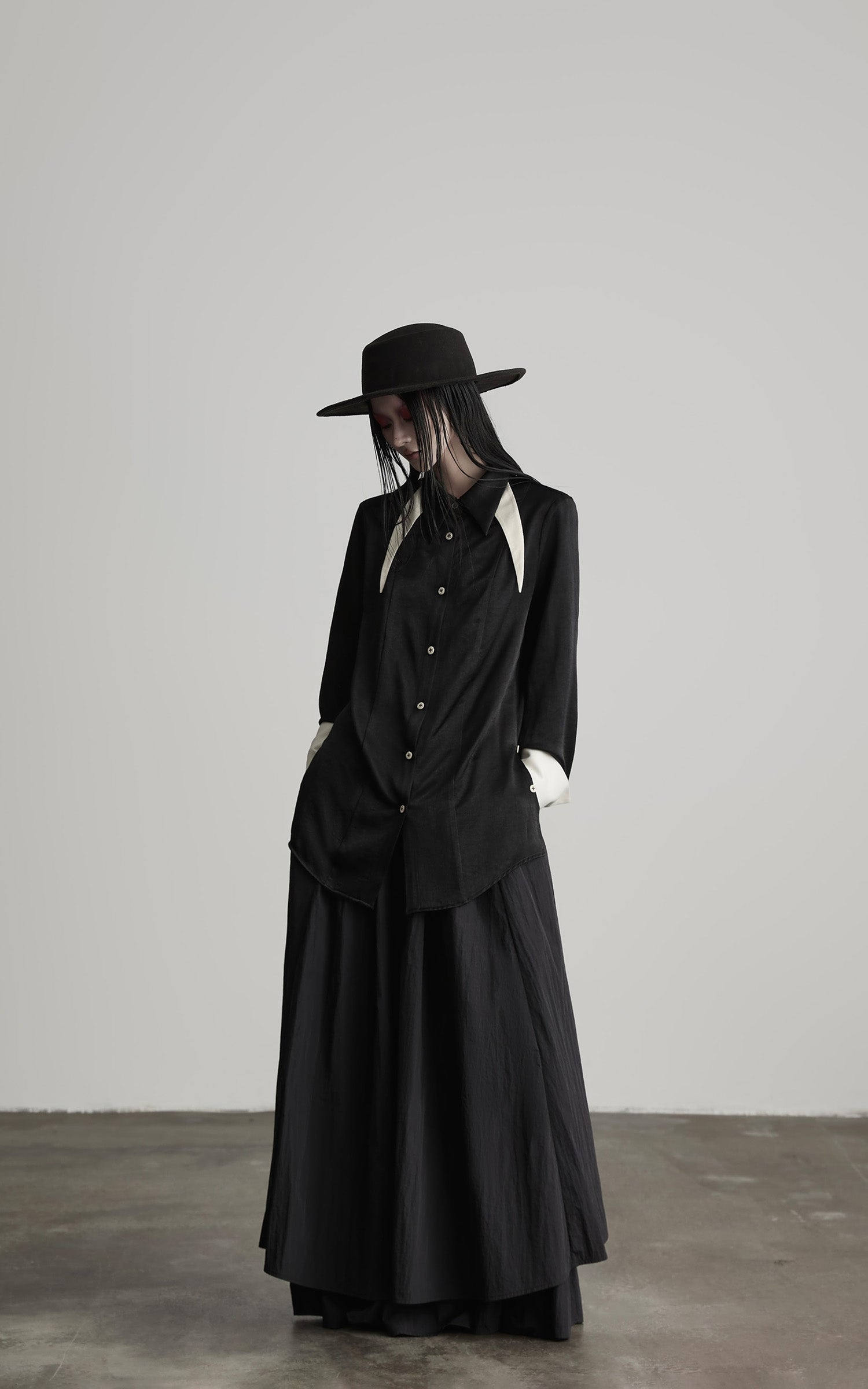 DOINDULGE Deconstructed Asymmetric Contrast Shirt