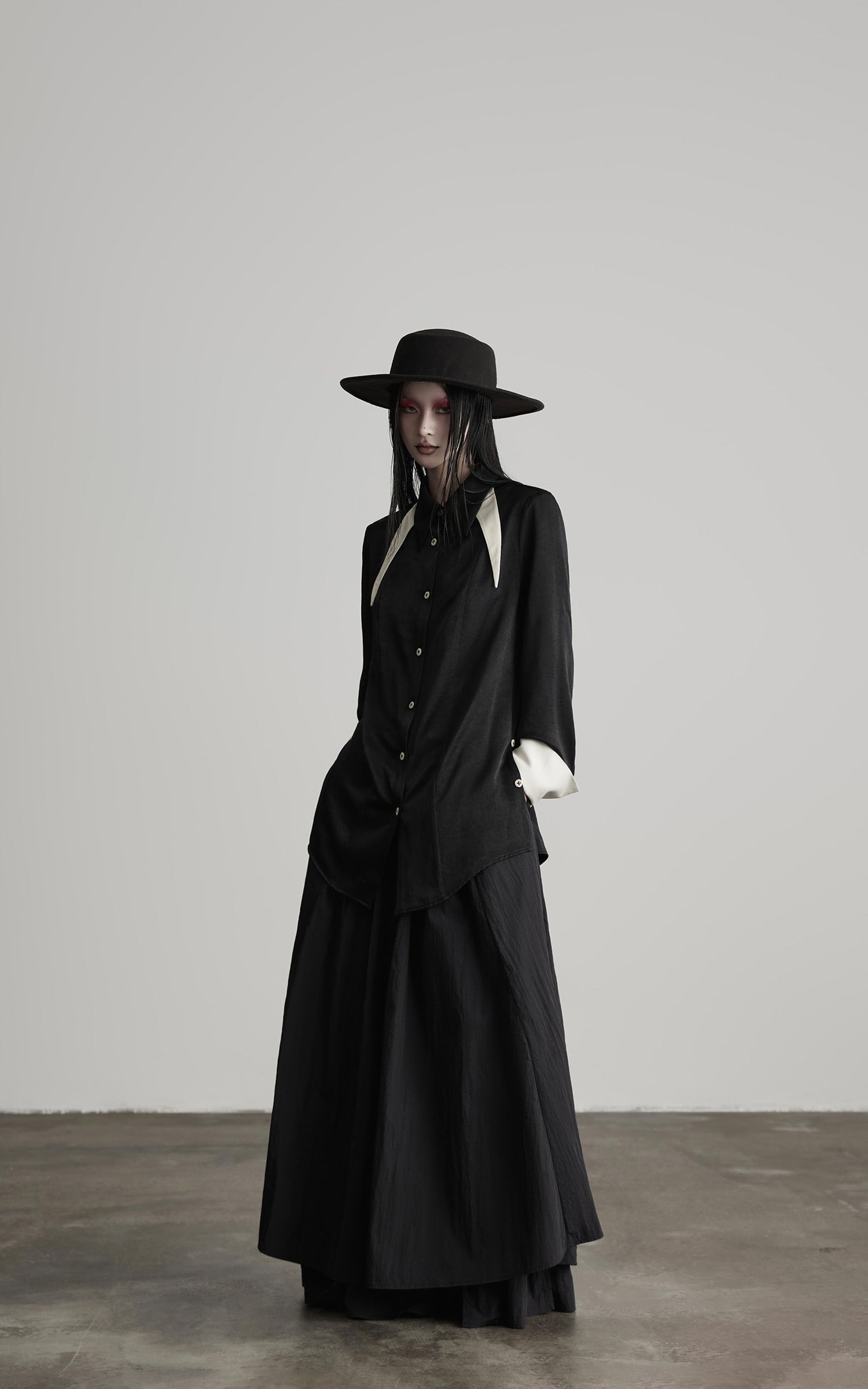 DOINDULGE Deconstructed Asymmetric Contrast Shirt