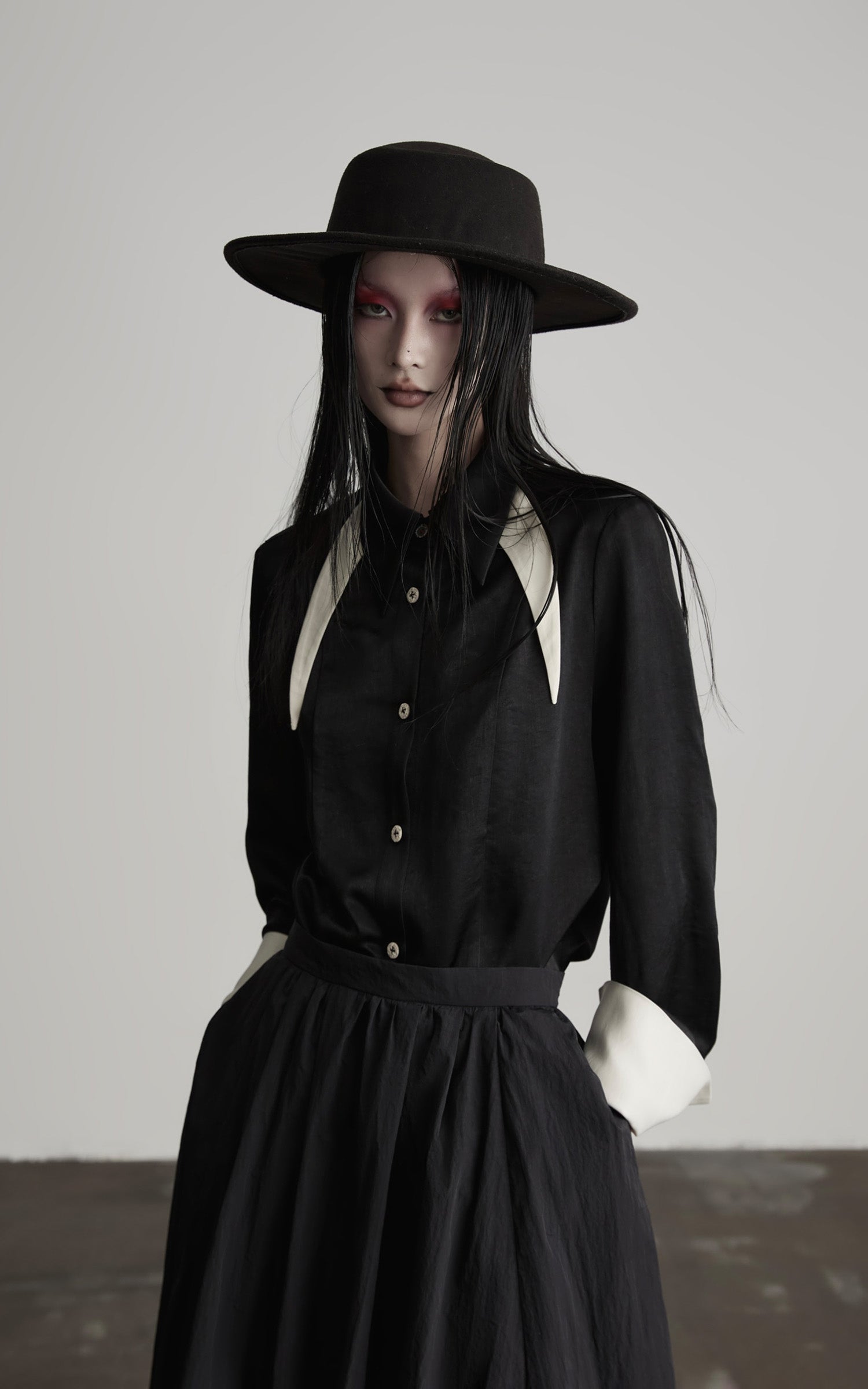 DOINDULGE Deconstructed Asymmetric Contrast Shirt