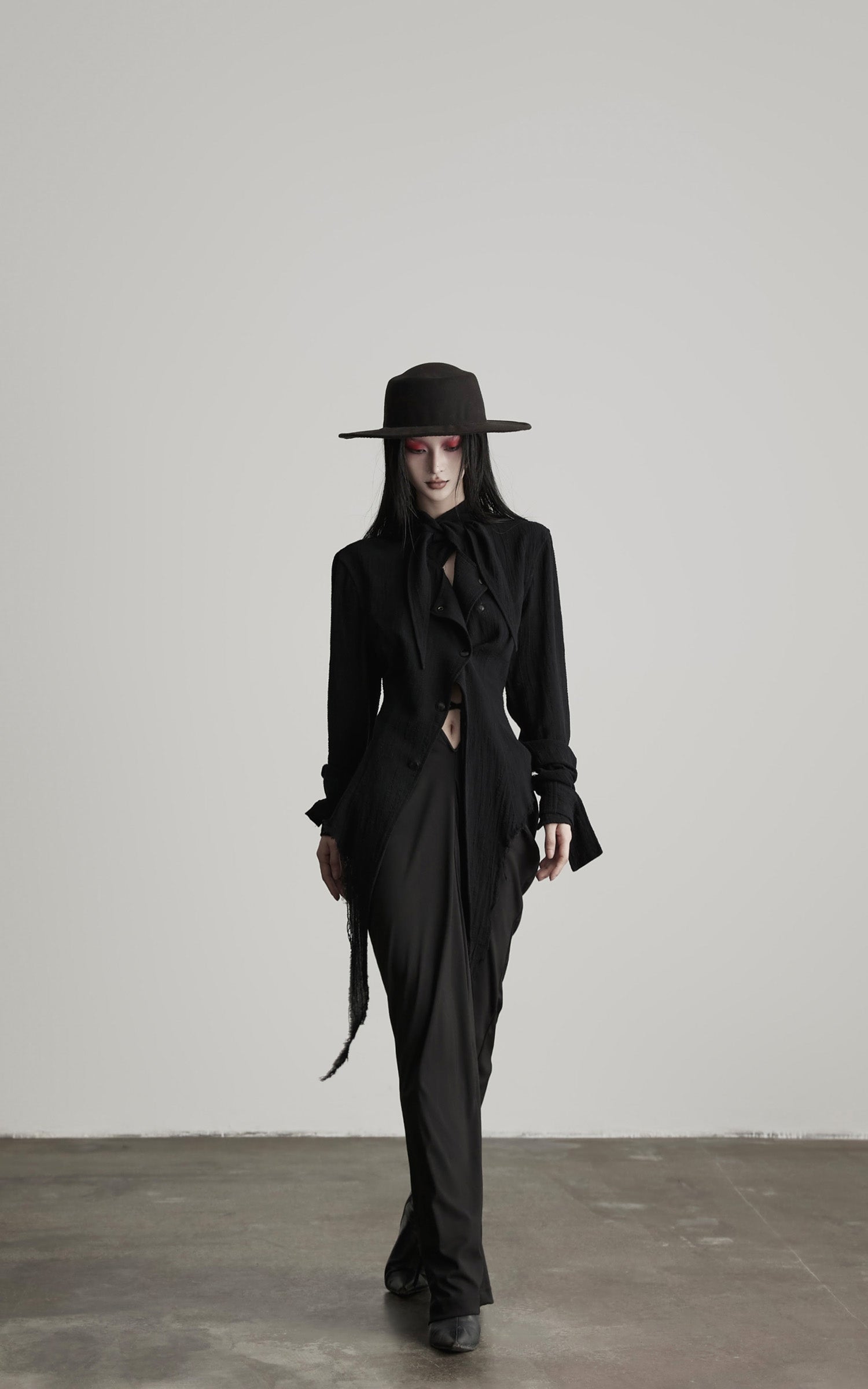 DOINDULGE Deconstructed Fray-Edge Sculpted Shirt
