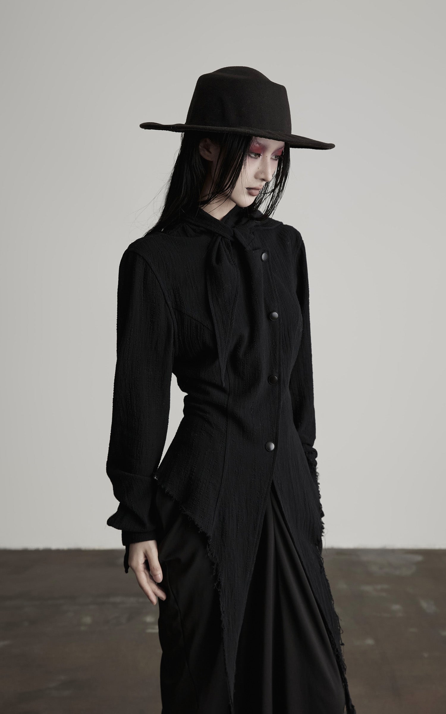 DOINDULGE Deconstructed Fray-Edge Sculpted Shirt