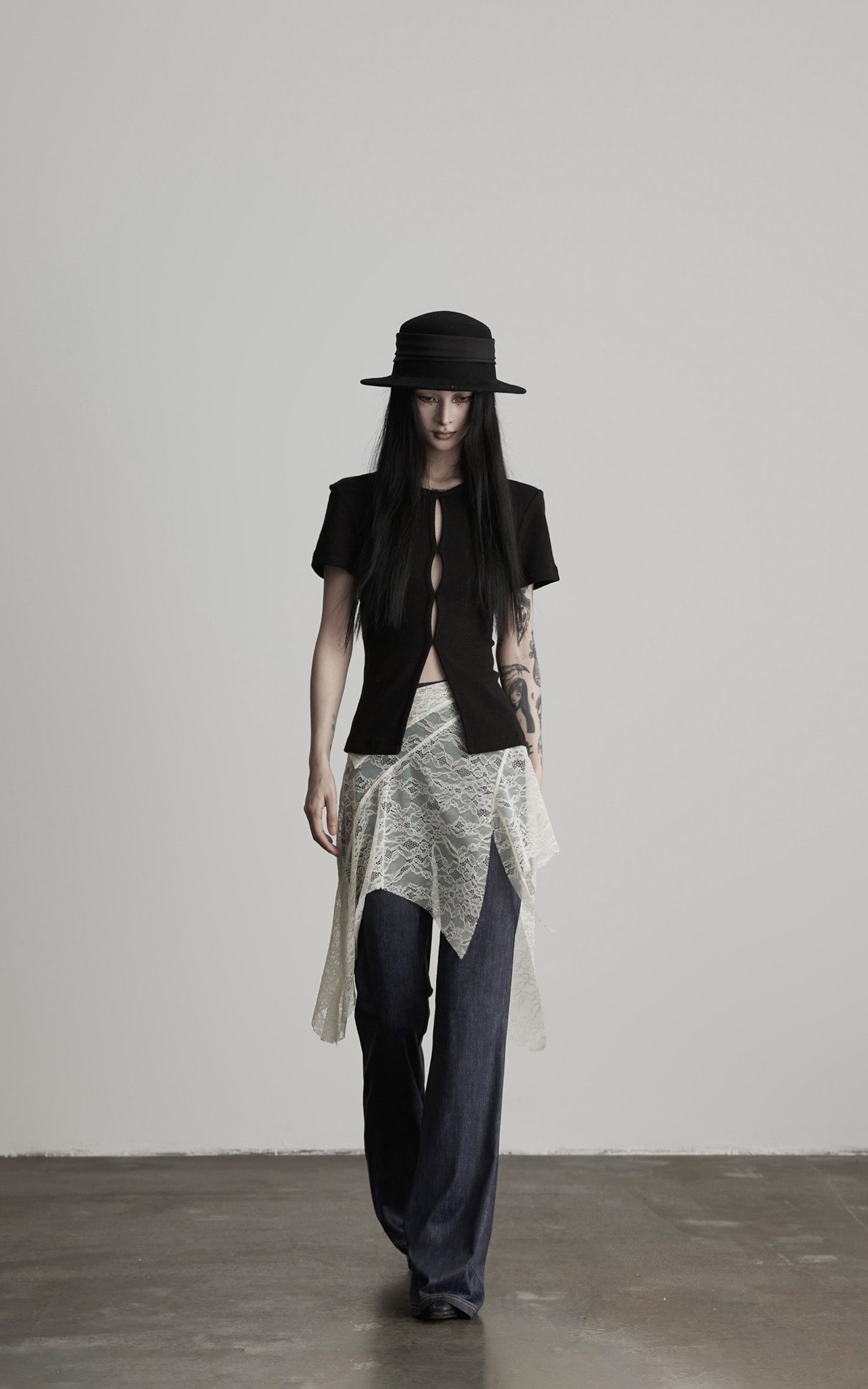 DOINDULGE Lace Overlay Denim Pants