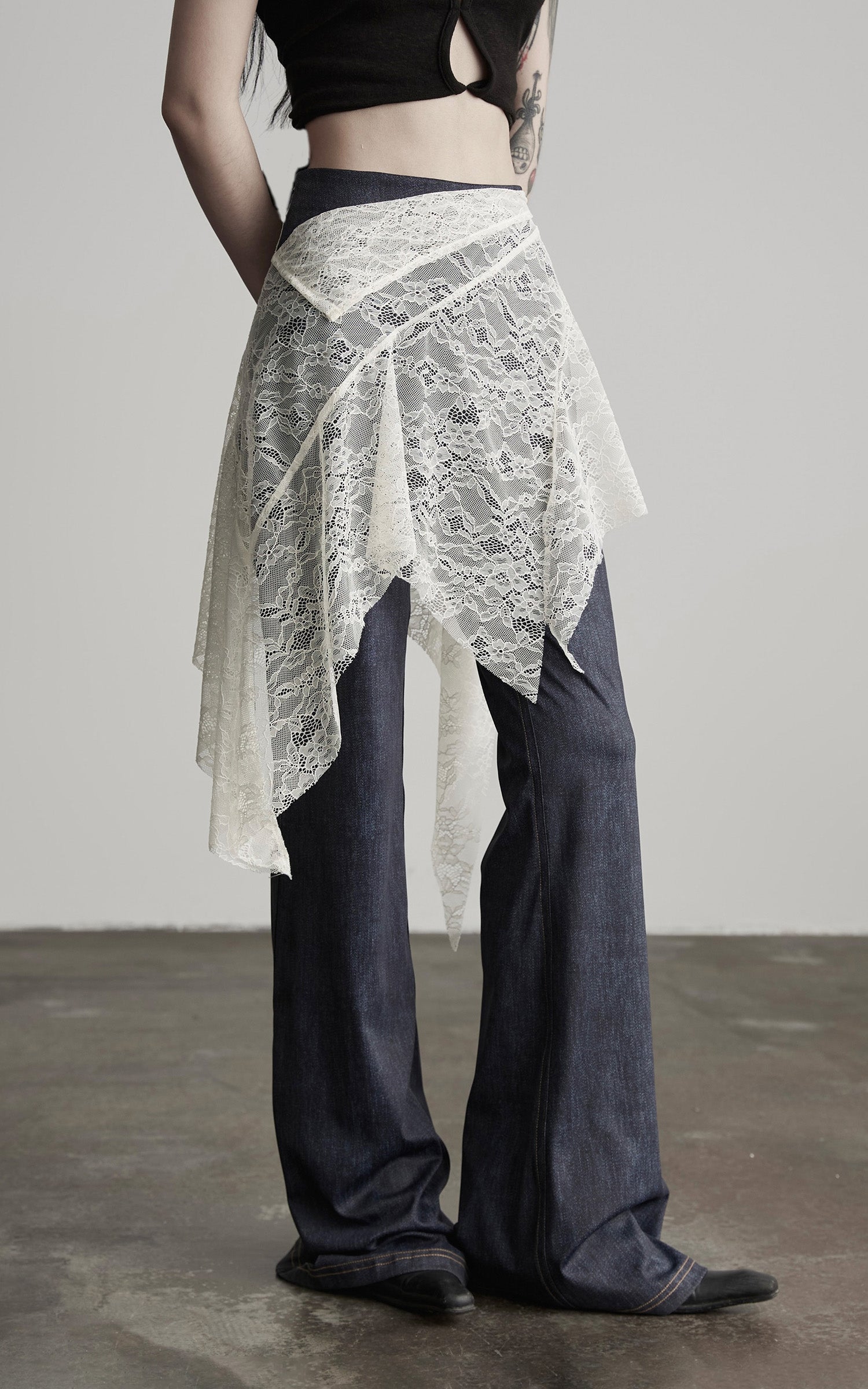 DOINDULGE Lace Overlay Denim Pants