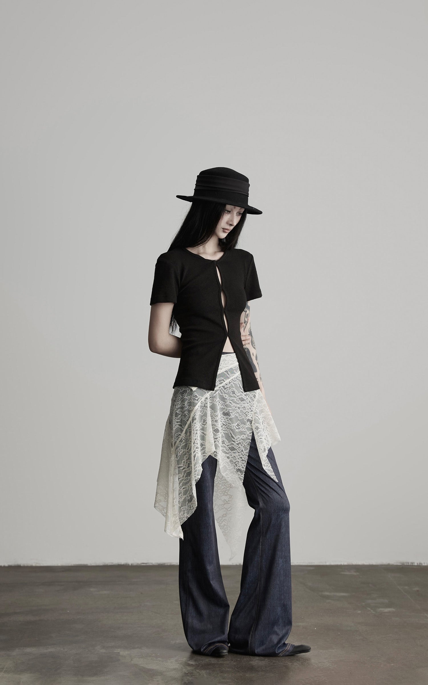 DOINDULGE Lace Overlay Denim Pants