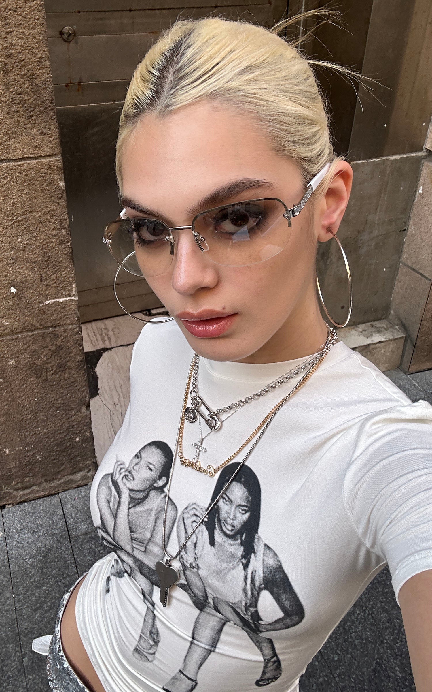 0122STEPLL 그래픽 프린트 슬림핏 티셔츠