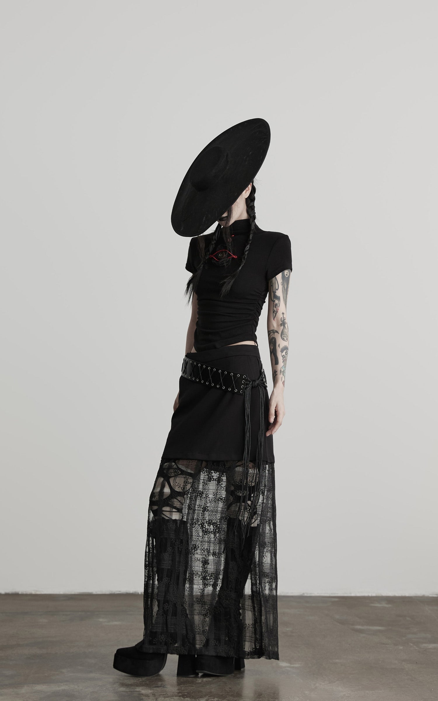 DOINDULGE Ruched Fitted Tee with Deconstructed Eye Button Detail