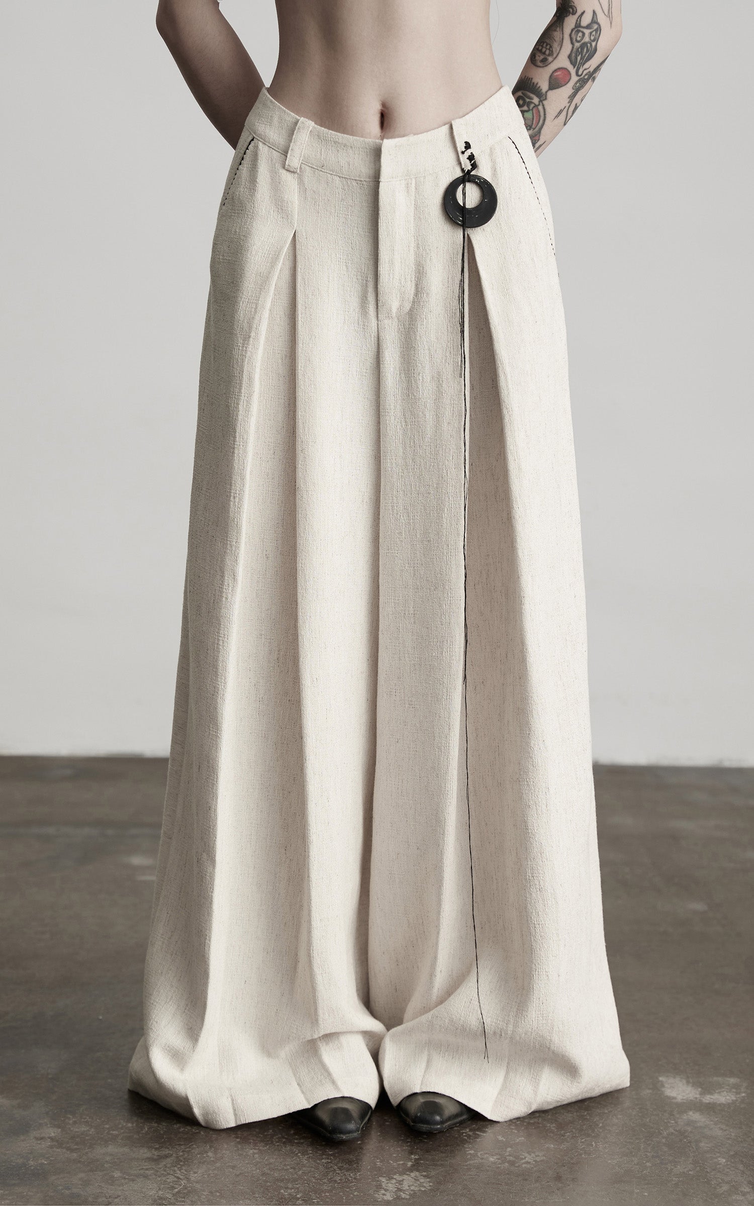DOINDULGE Raw-Texture Wide-Leg Pants with Hand-Stitched Details