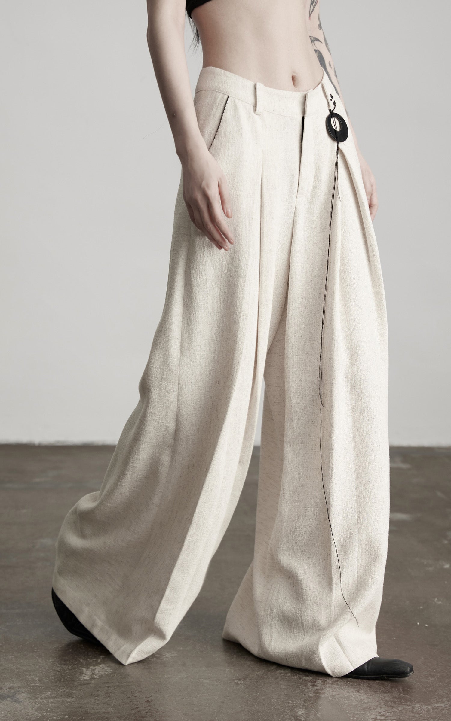 DOINDULGE Raw-Texture Wide-Leg Pants with Hand-Stitched Details
