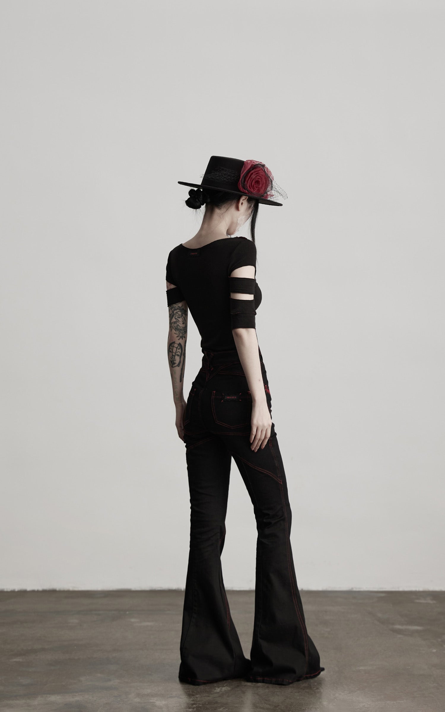 DOINDULGE Asymmetric Slashed T-Shirt with Layered Cutout Sleeves