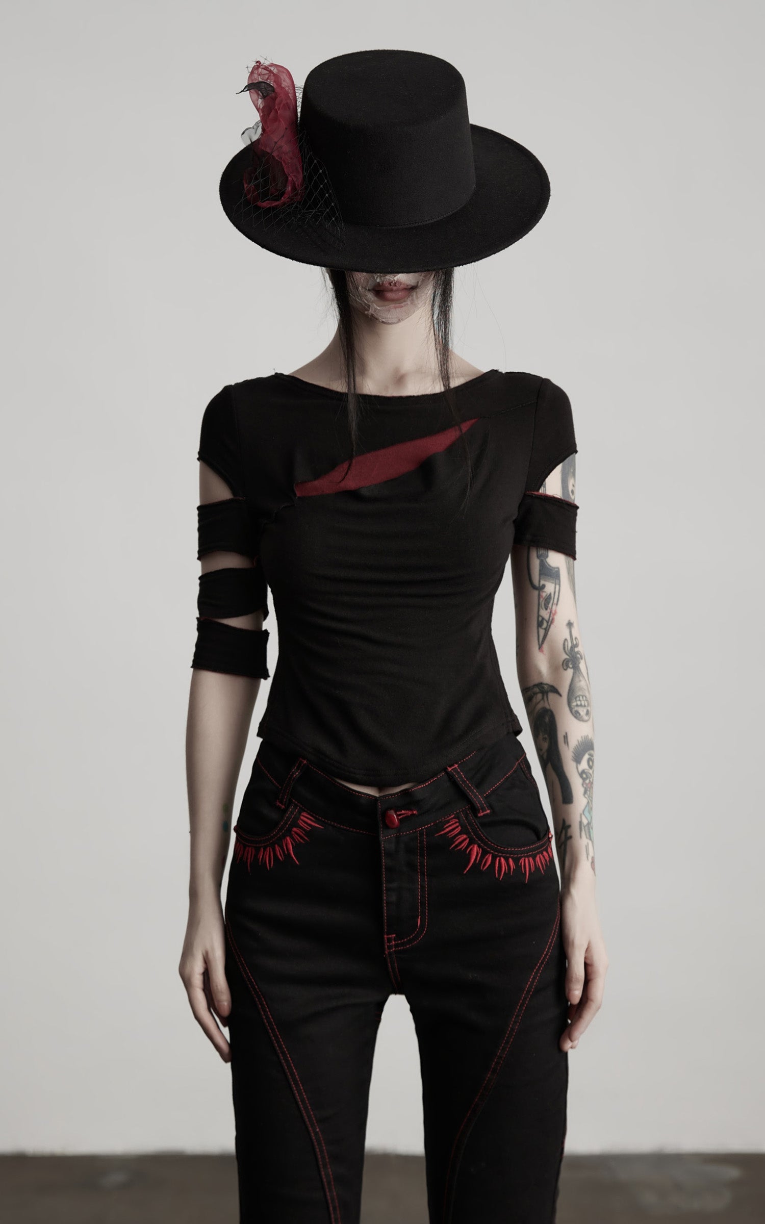 DOINDULGE Asymmetric Slashed T-Shirt with Layered Cutout Sleeves