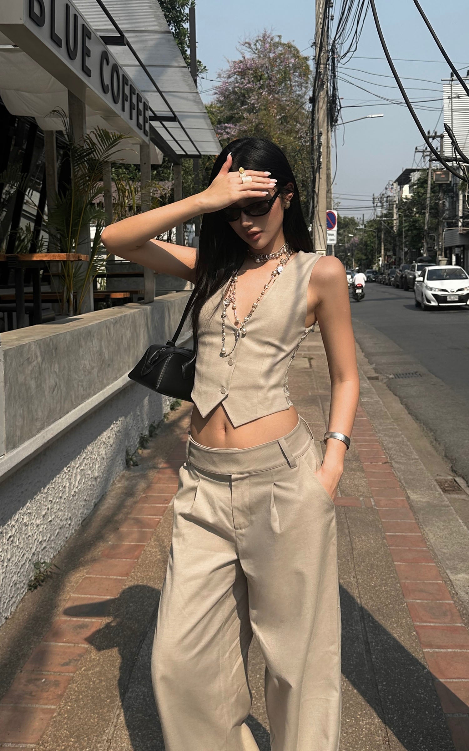 ROVENTE Tailored Vest with Lace Panel Back - PINKPARKS