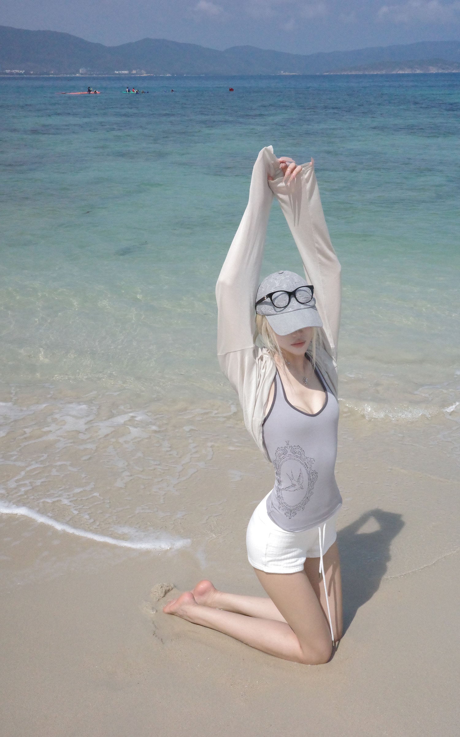 Rase Le Sol Contrast Frame Print Ribbed Fitted Top - PINKPARKS