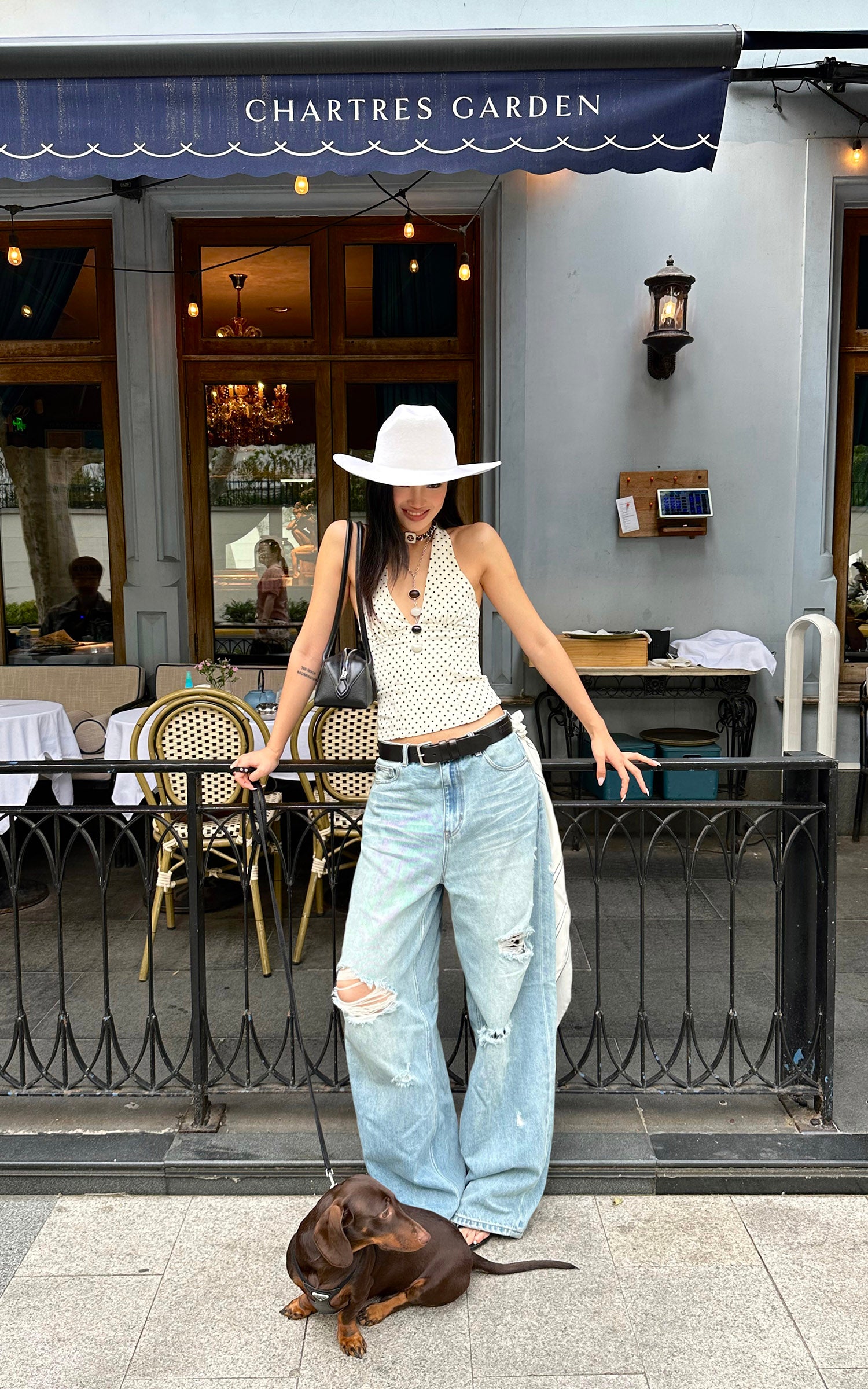 ROVENTE Distressed Wide-Leg Jeans - PINKPARKS