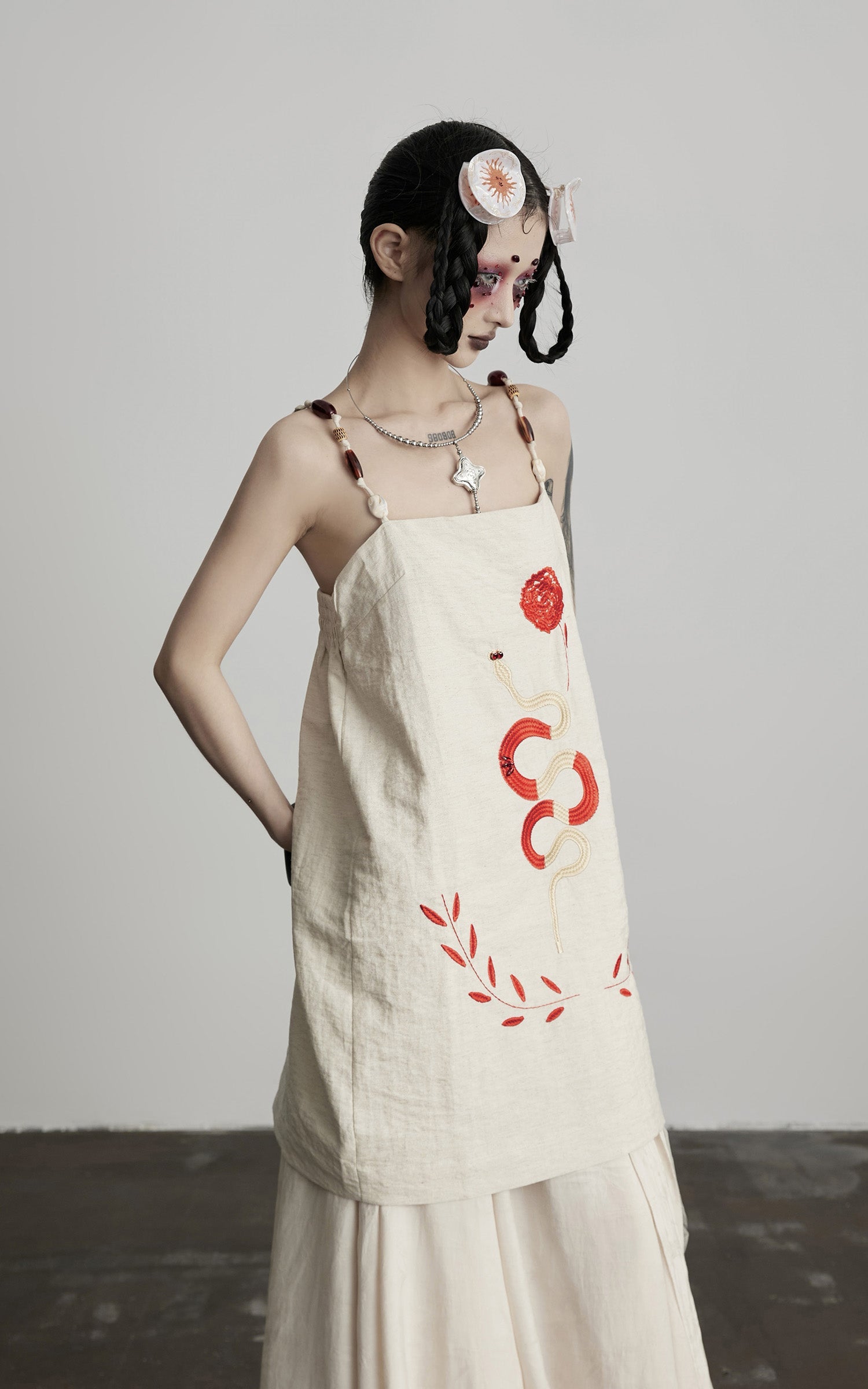 DOINDULGE Embroidered Snake and Flower Layered Linen Dress