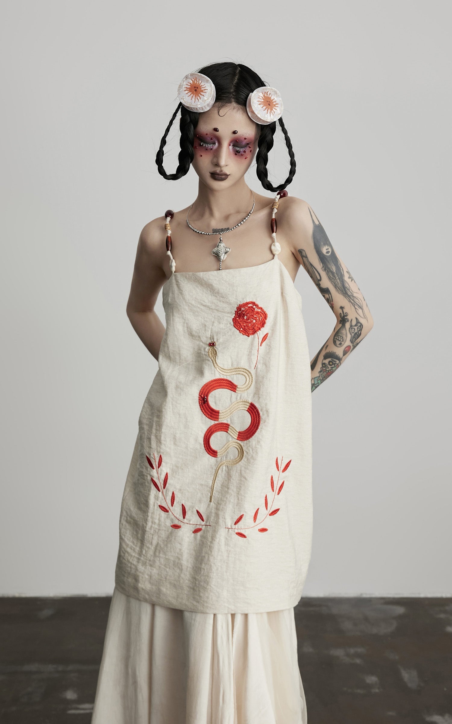 DOINDULGE Embroidered Snake and Flower Layered Linen Dress
